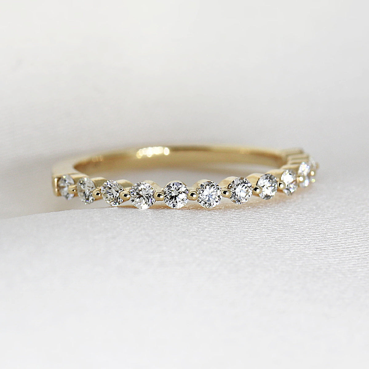 Shared Prong Diamond Wedding Band, 14k Solid Gold Floating Diamond Ring - Melt'm Jewelry