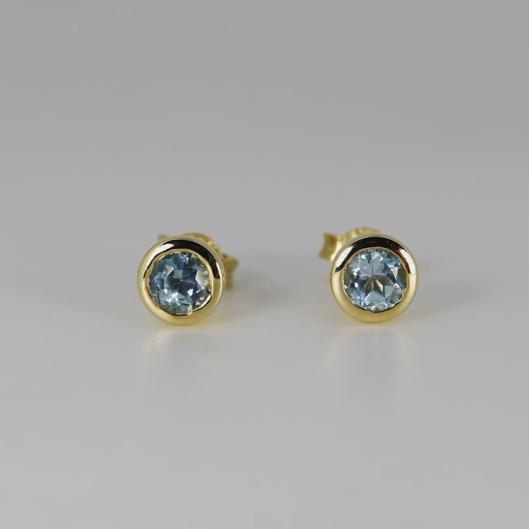 Round Aquamarine Bezel Earrings 14k Gold, Natural Aquamarine March Birthstone Studs - Melt'm Jewelry