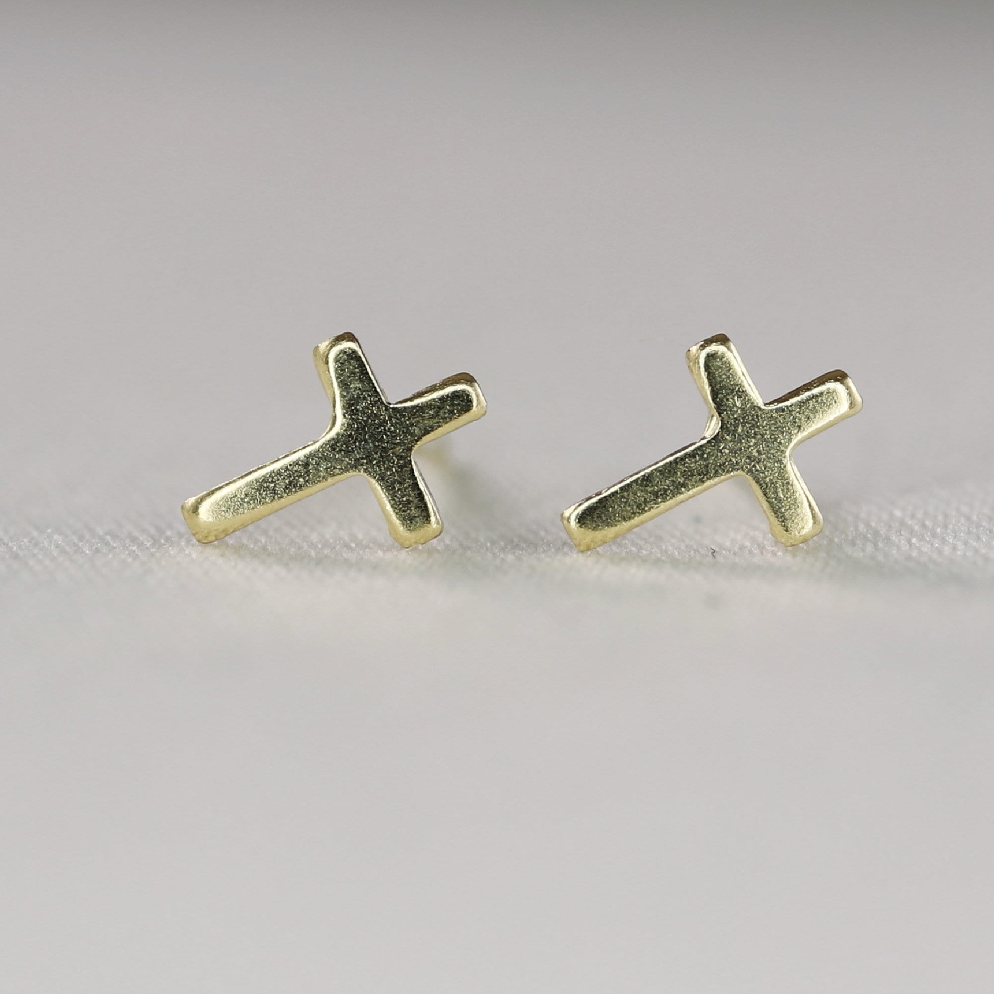 14k Solid Gold Cross Stud Earrings (SINGLE OR PAIR) - Melt'm Jewelry