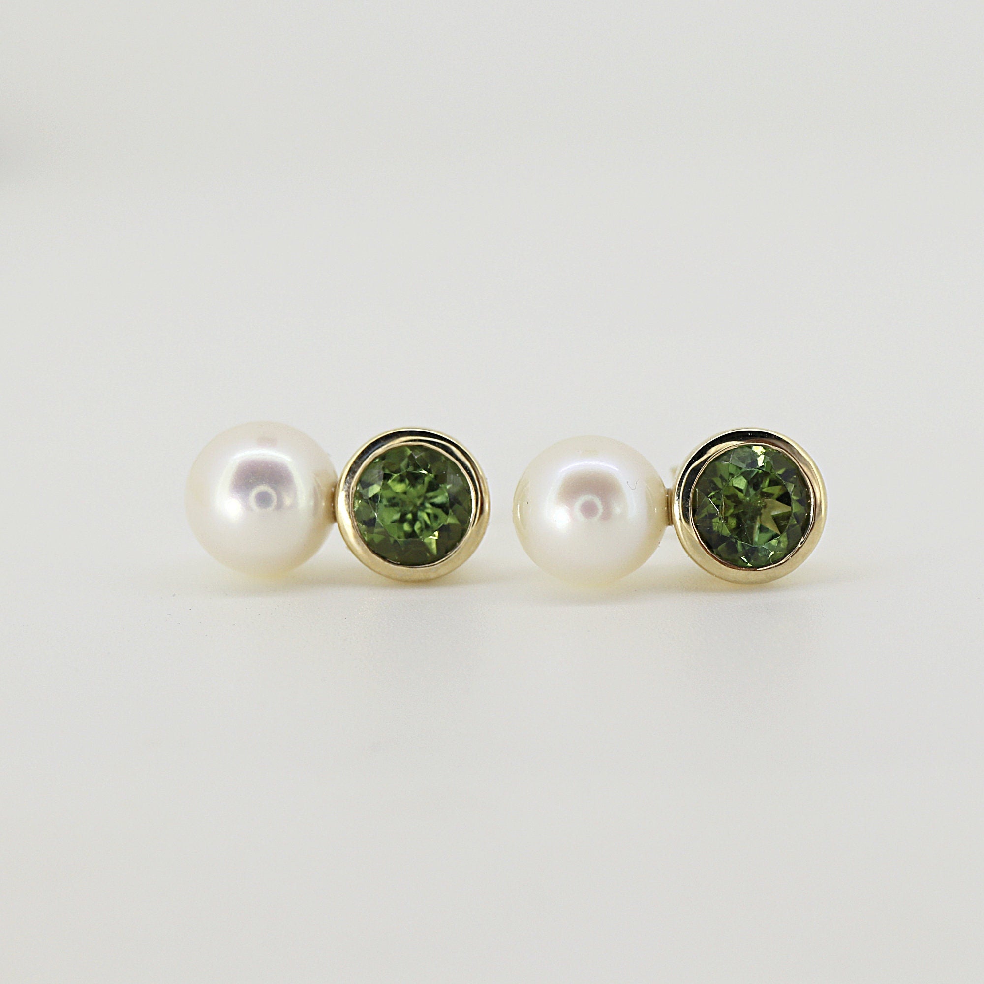 Pearl and Green Tourmaline Earrings 18k Solid Gold