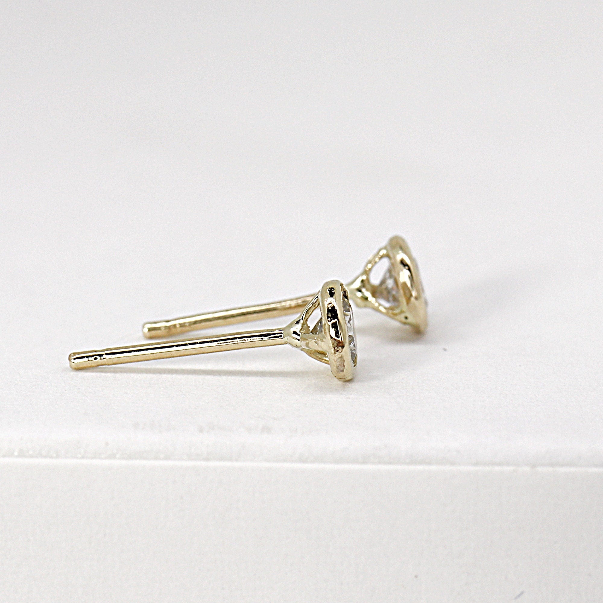 Diamond Stud Earrings 14k Gold (SINGLE or PAIR) - Melt'm Jewelry