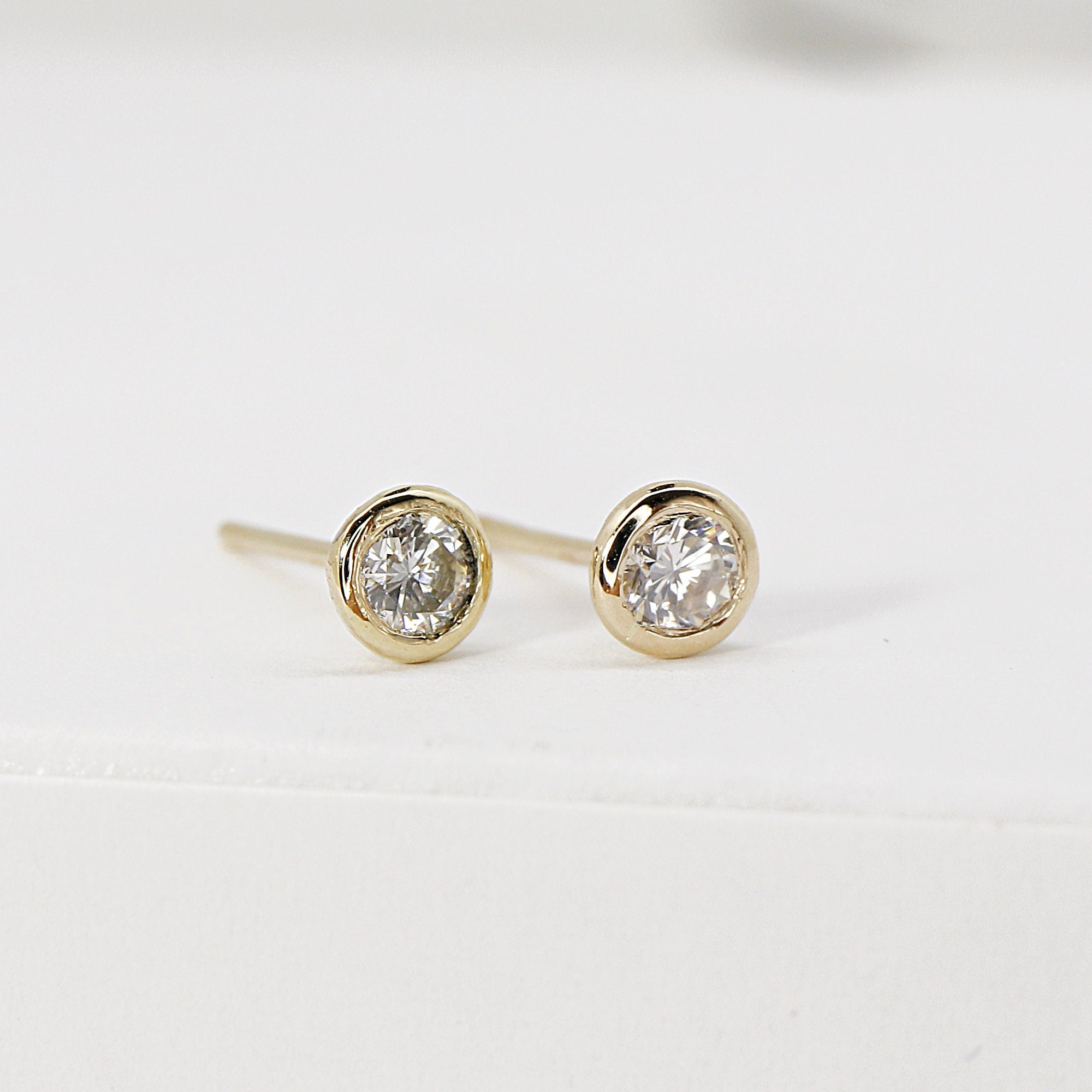 Diamond Stud Earrings 14k Gold (SINGLE or PAIR) - Melt'm Jewelry