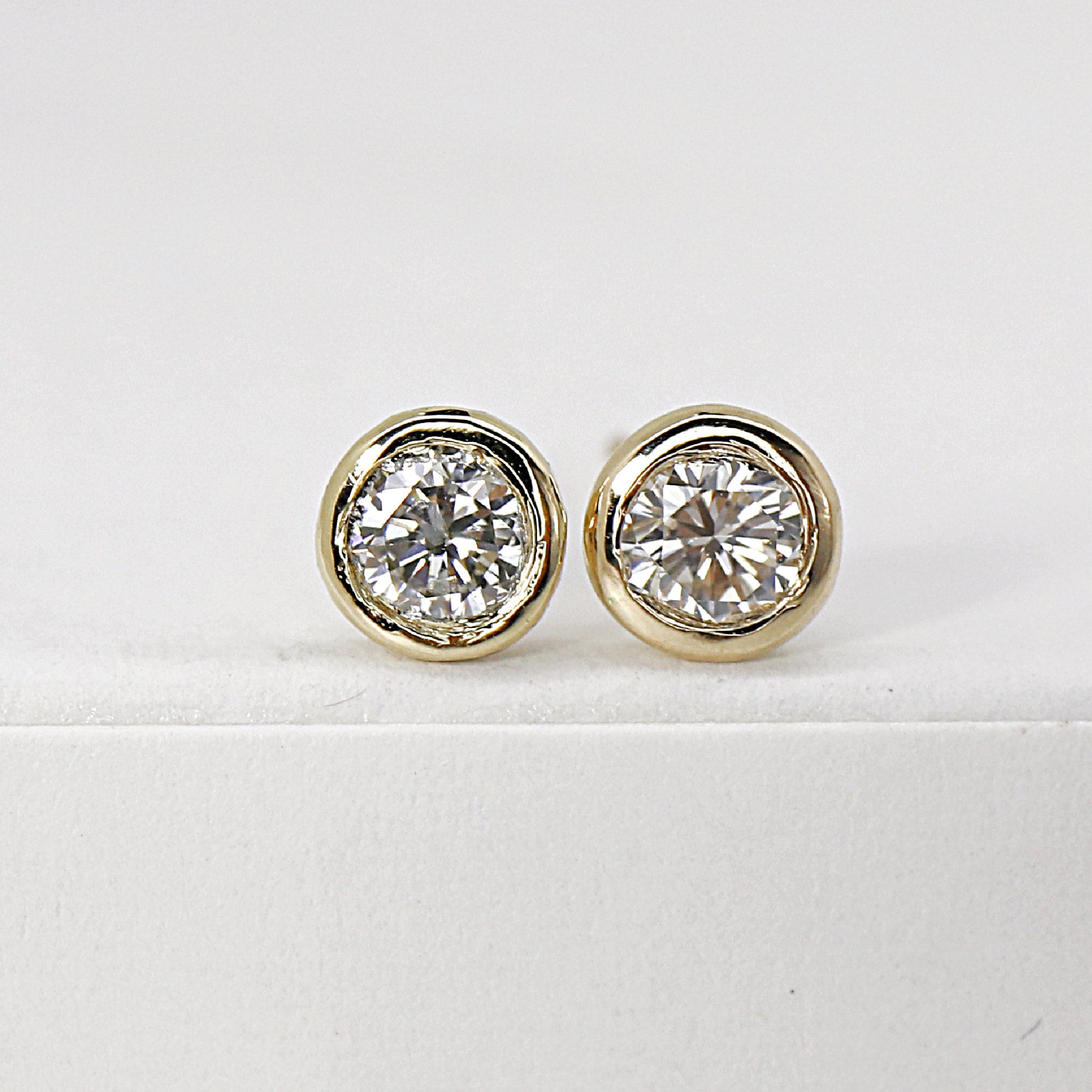 Diamond Stud Earrings 14k Gold