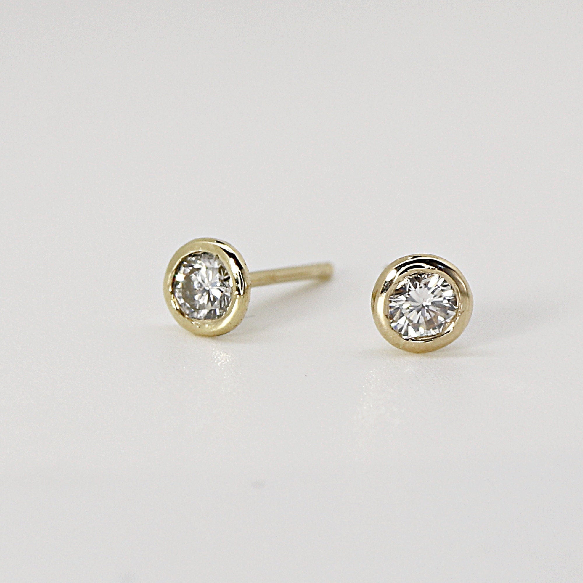 Diamond Stud Earrings 14k Gold (SINGLE or PAIR) - Melt'm Jewelry