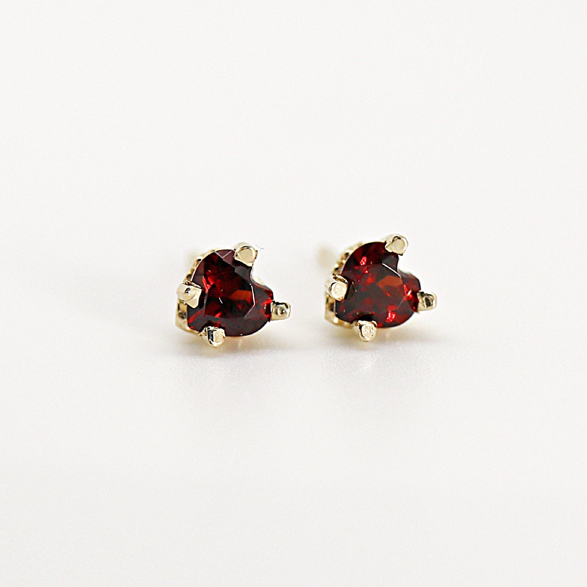 Garnet Heart Stud Earrings 14k Gold