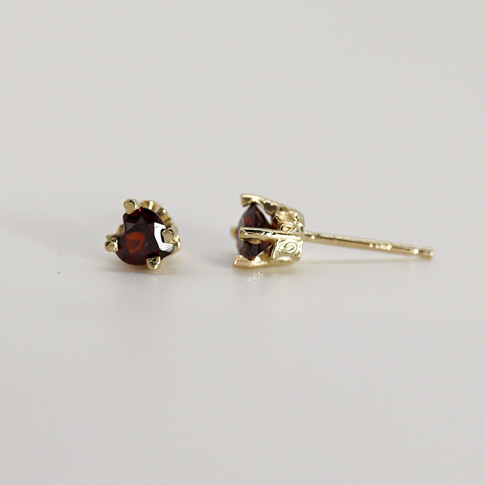 Garnet Heart Stud Earrings 14k Gold