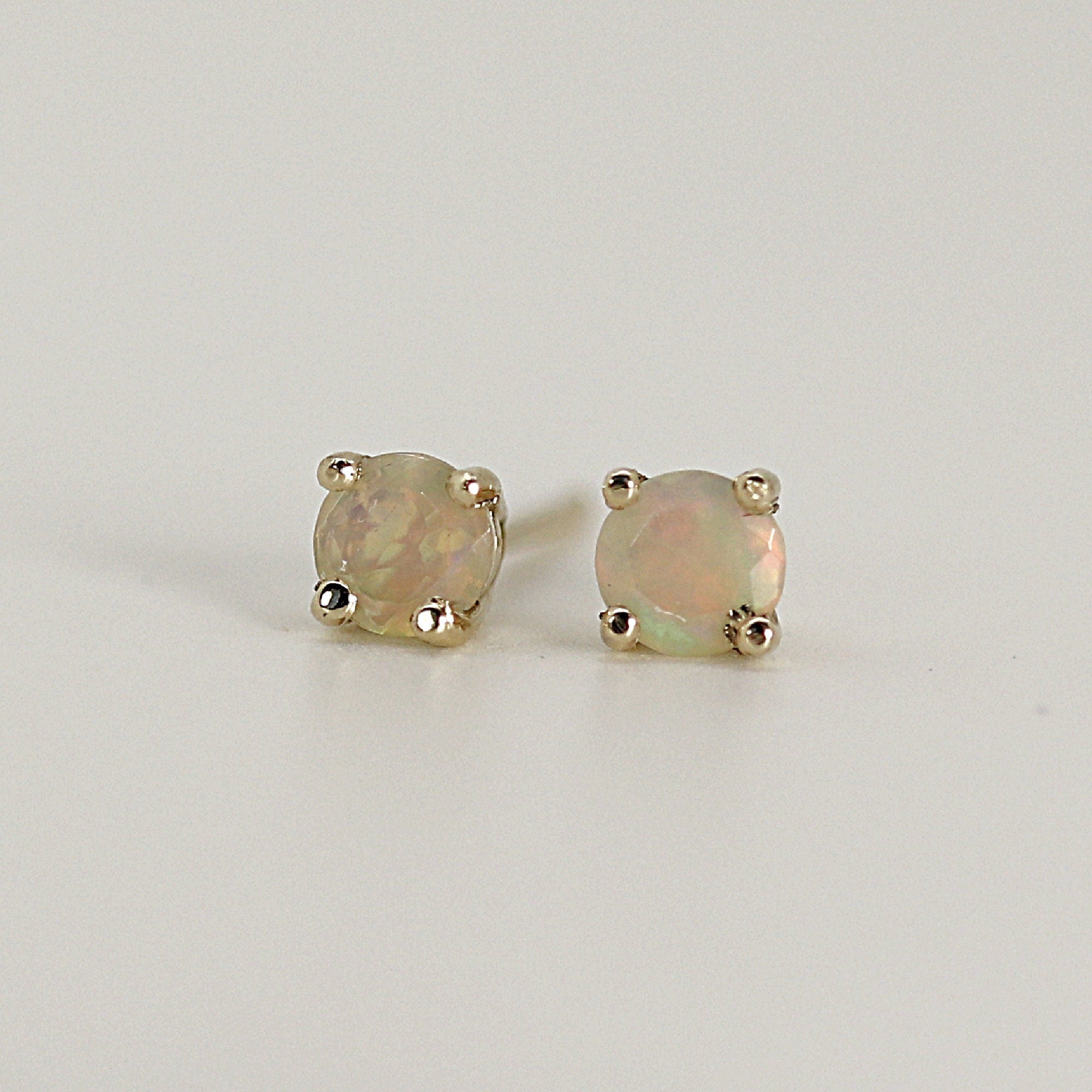 Round Cut Opal Stud Earrings 14k Gold