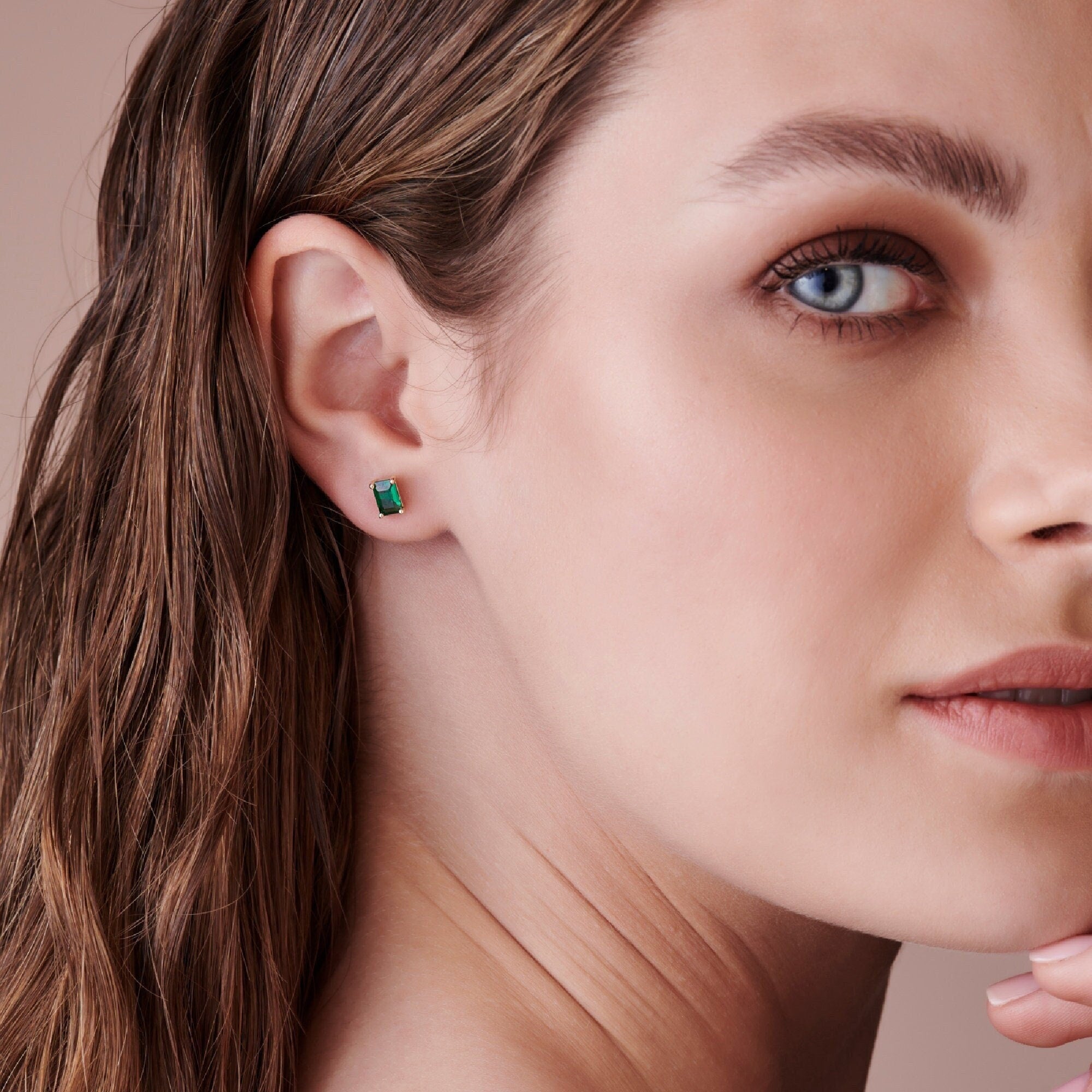 14k Gold Emerald Cut Emerald Stud Earrings - Melt'm Jewelry