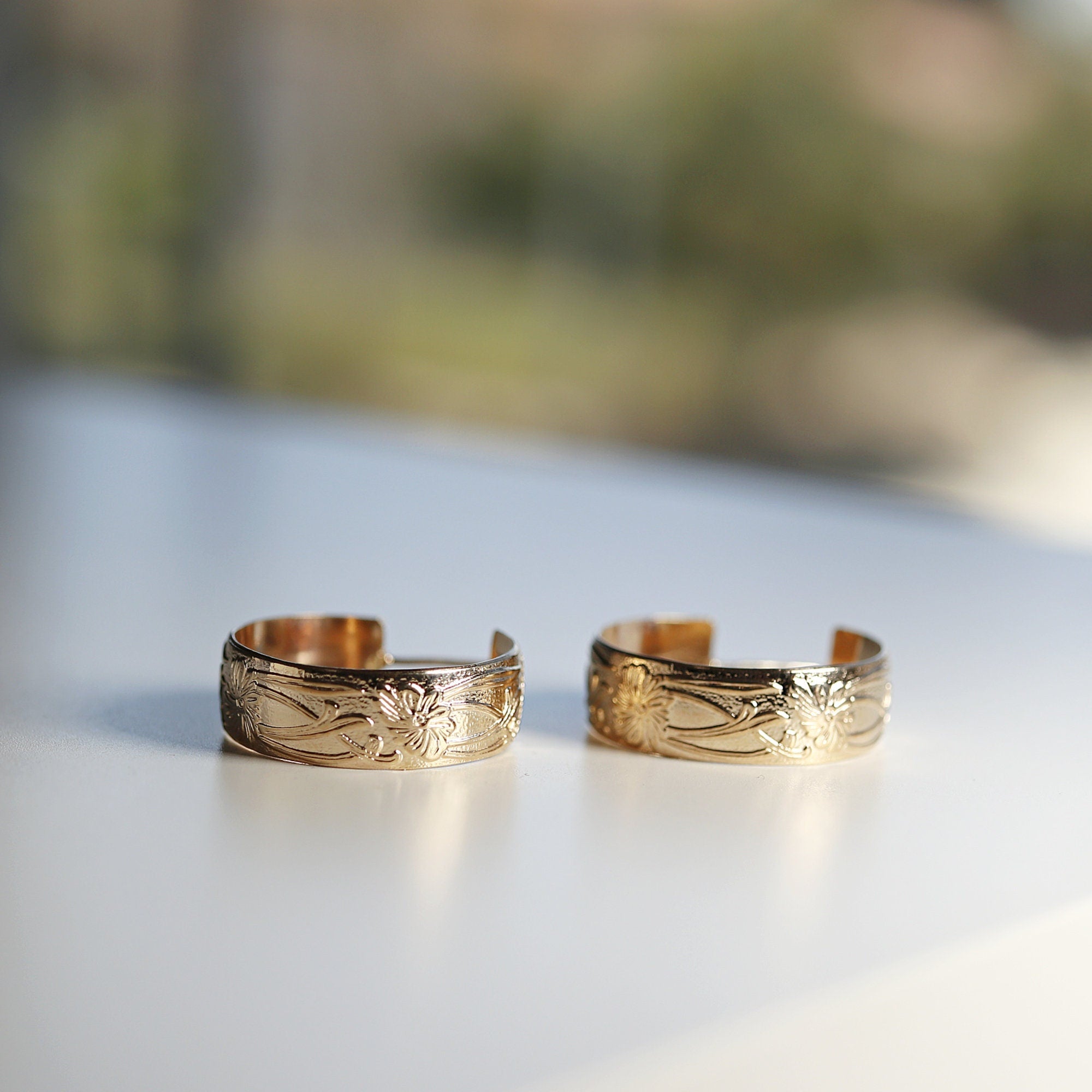Flower Patterned Gold Filled Hoop Earrings - Melt'm Jewelry