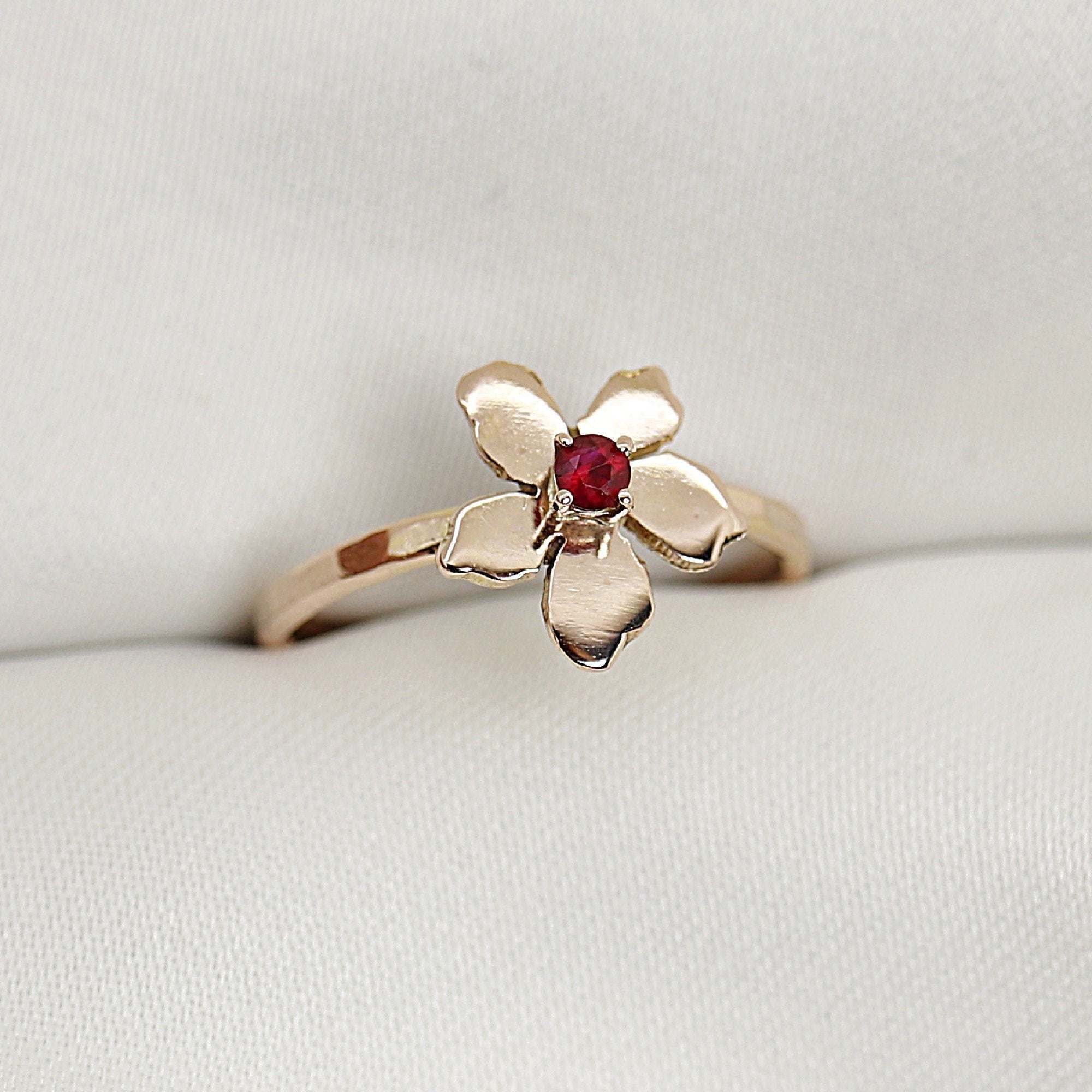 Handmade Floral Gemstone Rings in 14k Solid Gold - Melt'm Jewelry