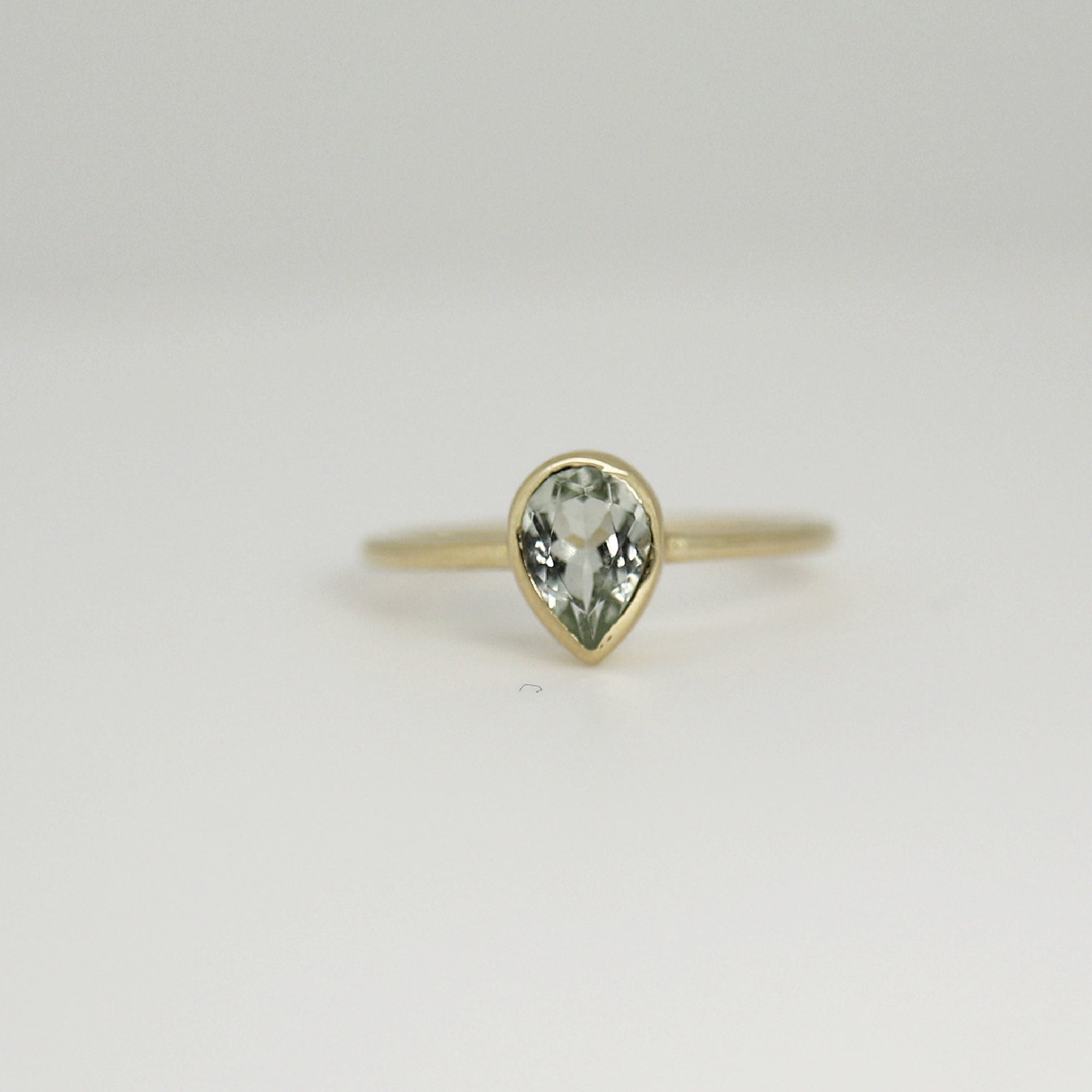 Pear Green Tourmaline Ring 14k Gold - Melt'm Jewelry