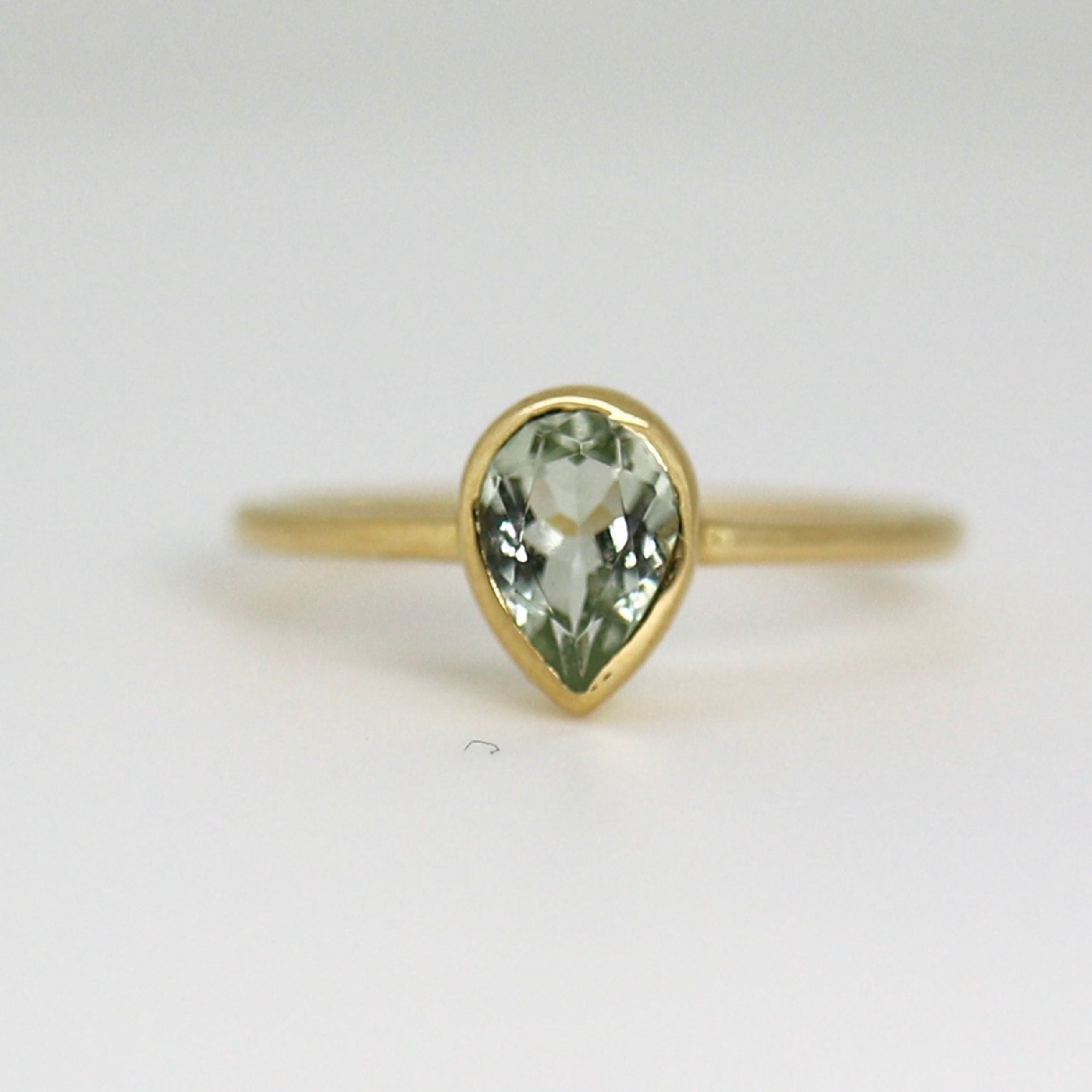 Pear Green Tourmaline Ring 14k Gold - Melt'm Jewelry