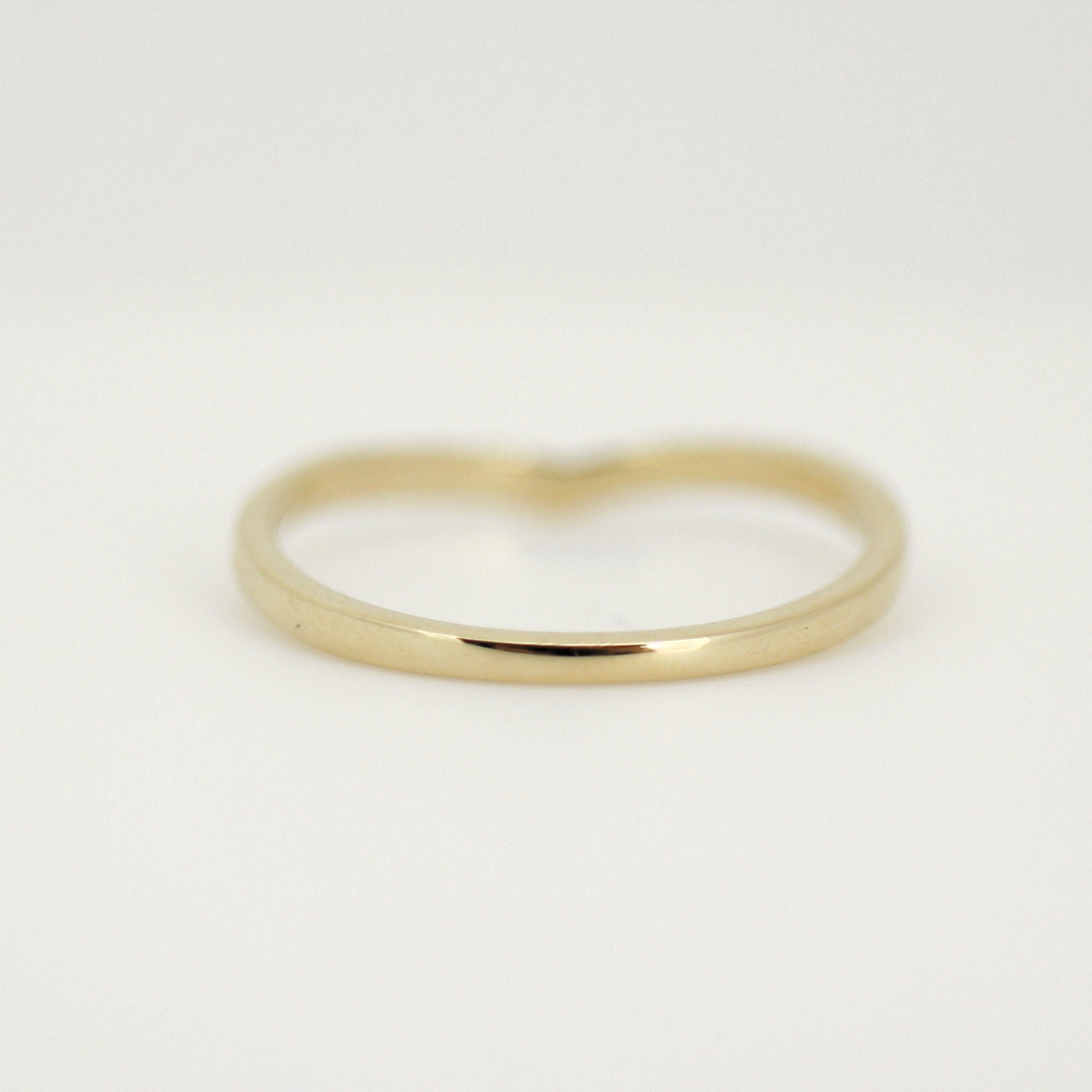 Pave Setting Diamonds Curved Wedding Band - Melt'm Jewelry