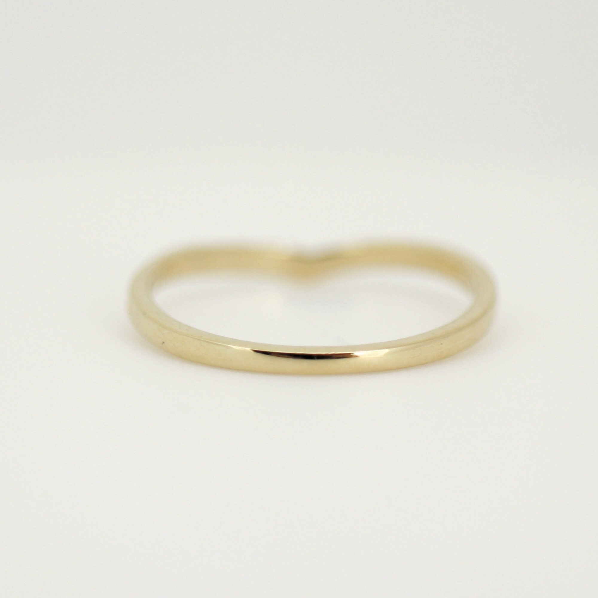 Curved Diamond Wedding Band Ring - Melt'm Jewelry