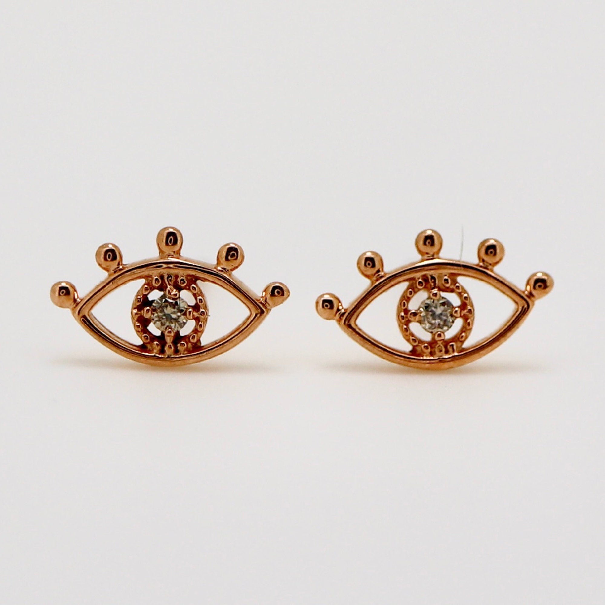 Diamond Evil Eye Stud Earrings in 14k Gold (SINGLE or PAIR) - Melt'm Jewelry
