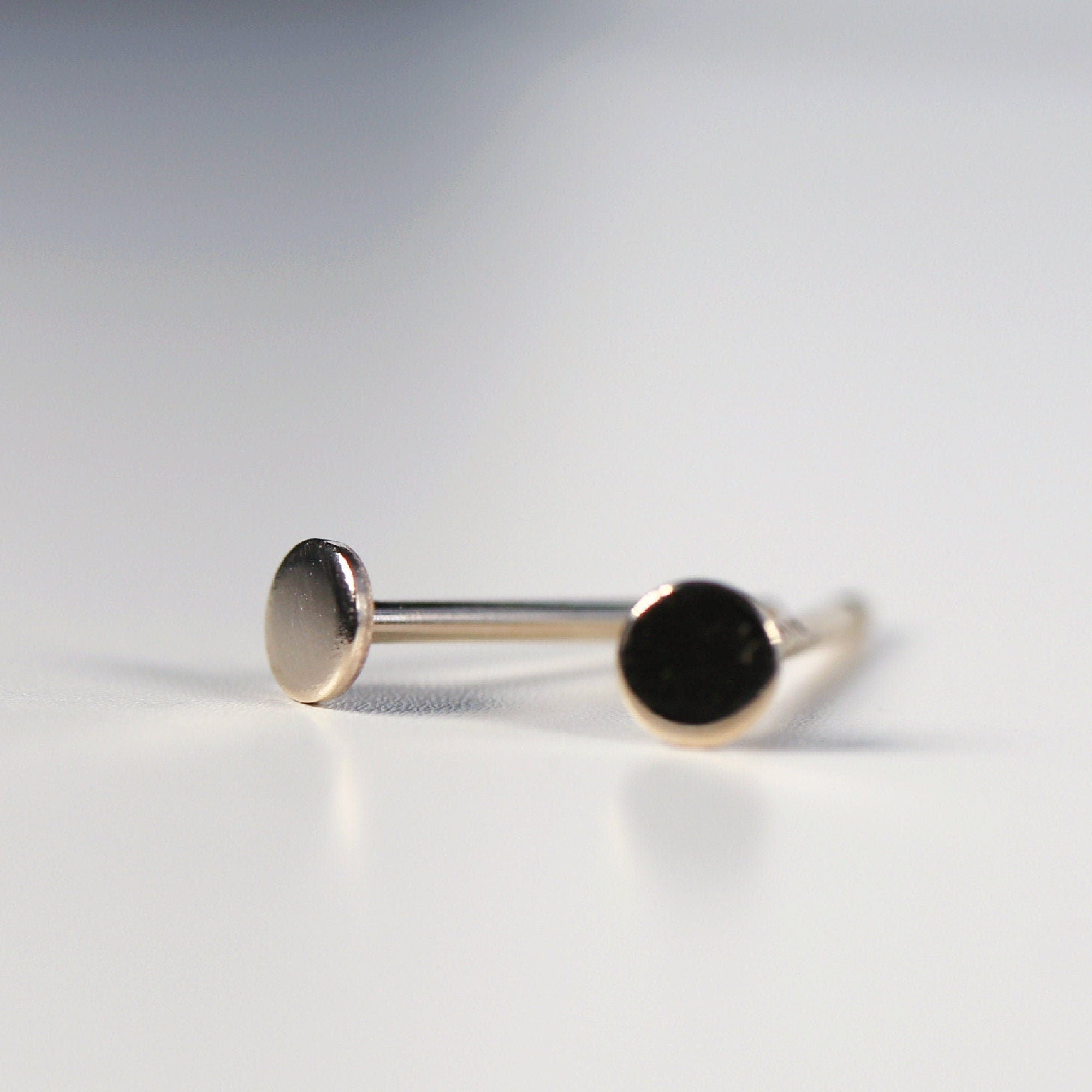 14k Solid Gold Dot Stud Earrings - Melt'm Jewelry