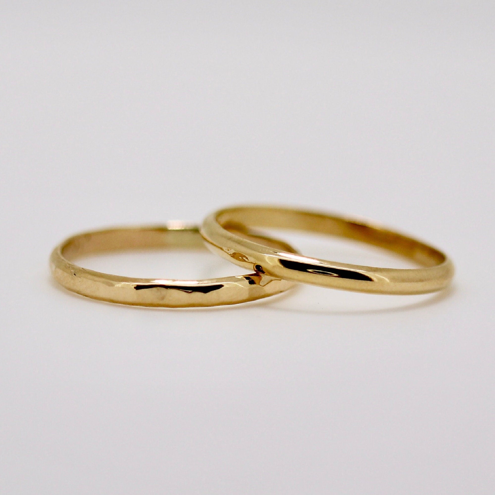 14k Solid Gold Plain Wedding Band Hammered