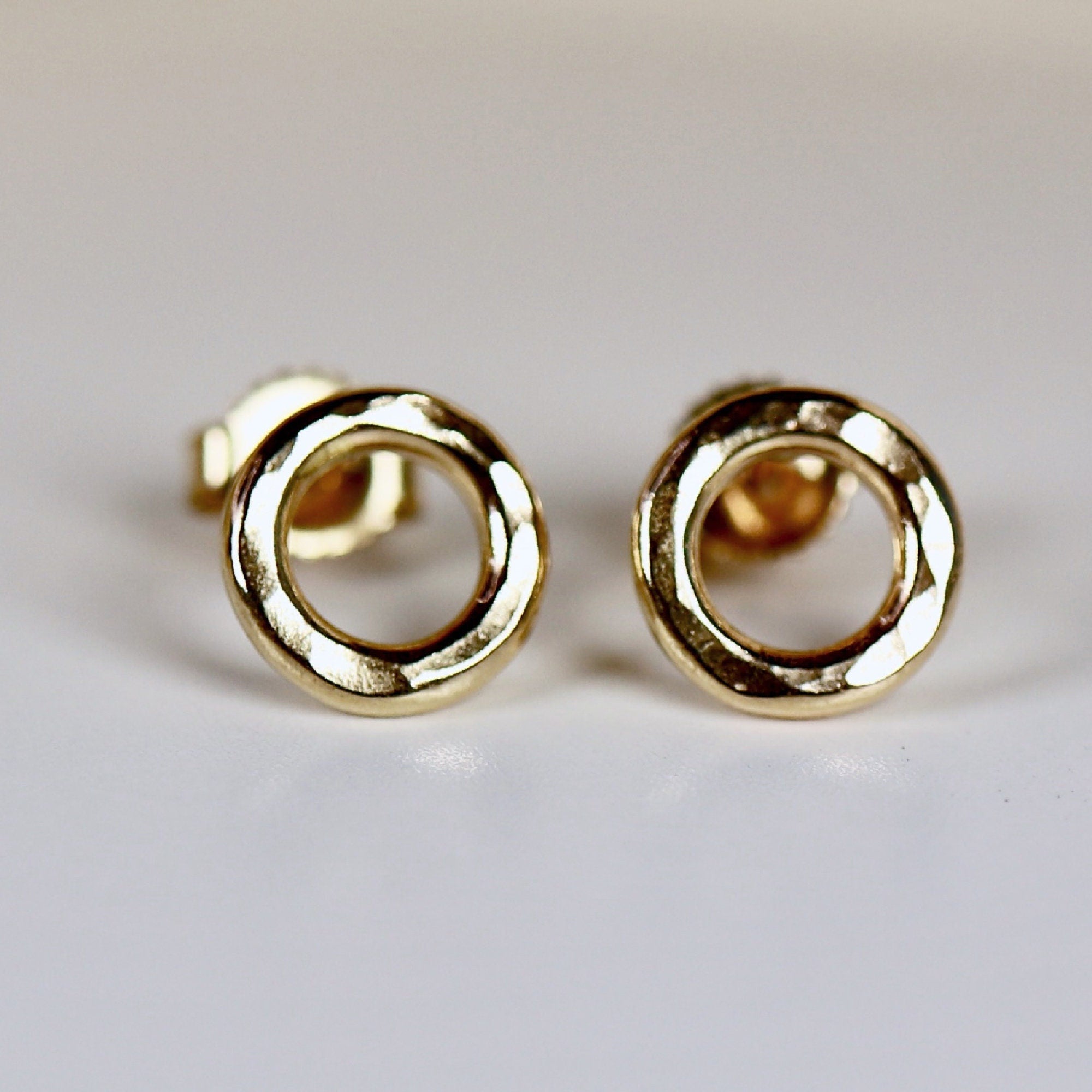 Small Open Circle Stud Earrings 14k Solid Gold, Hammered Gold Tiny Circle Studs