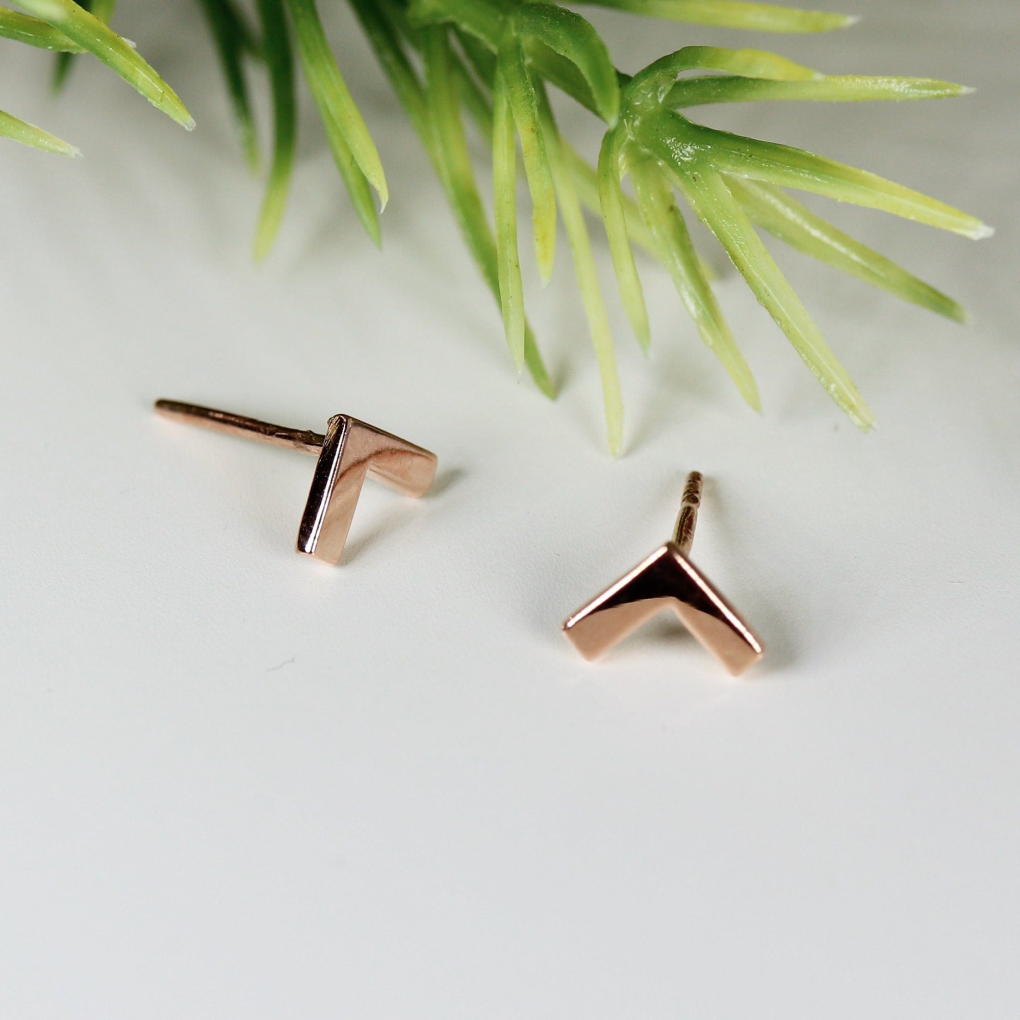 14k Solid Gold Chevron Stud Earrings