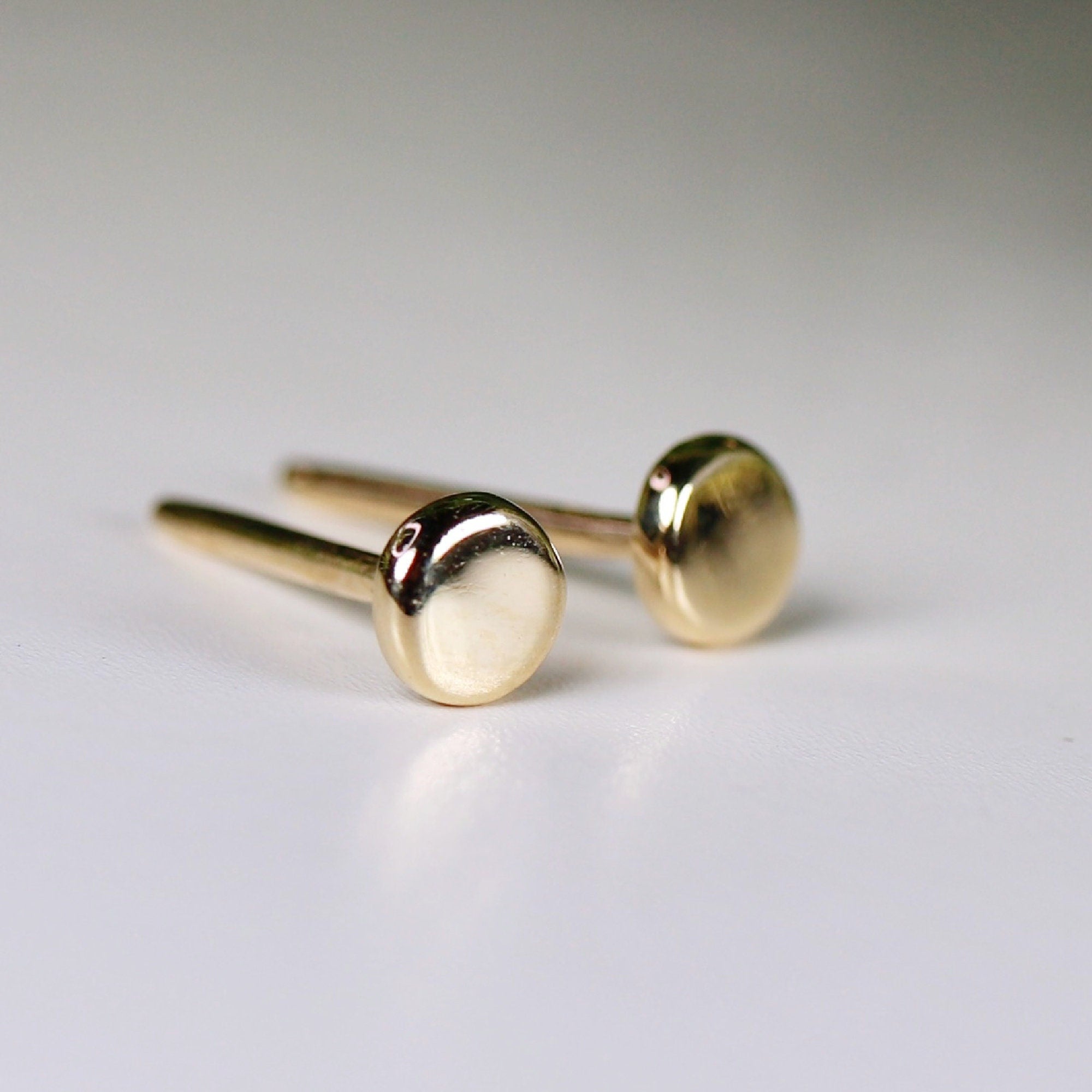 14k Yellow Gold Round Earrings - Melt'm Jewelry