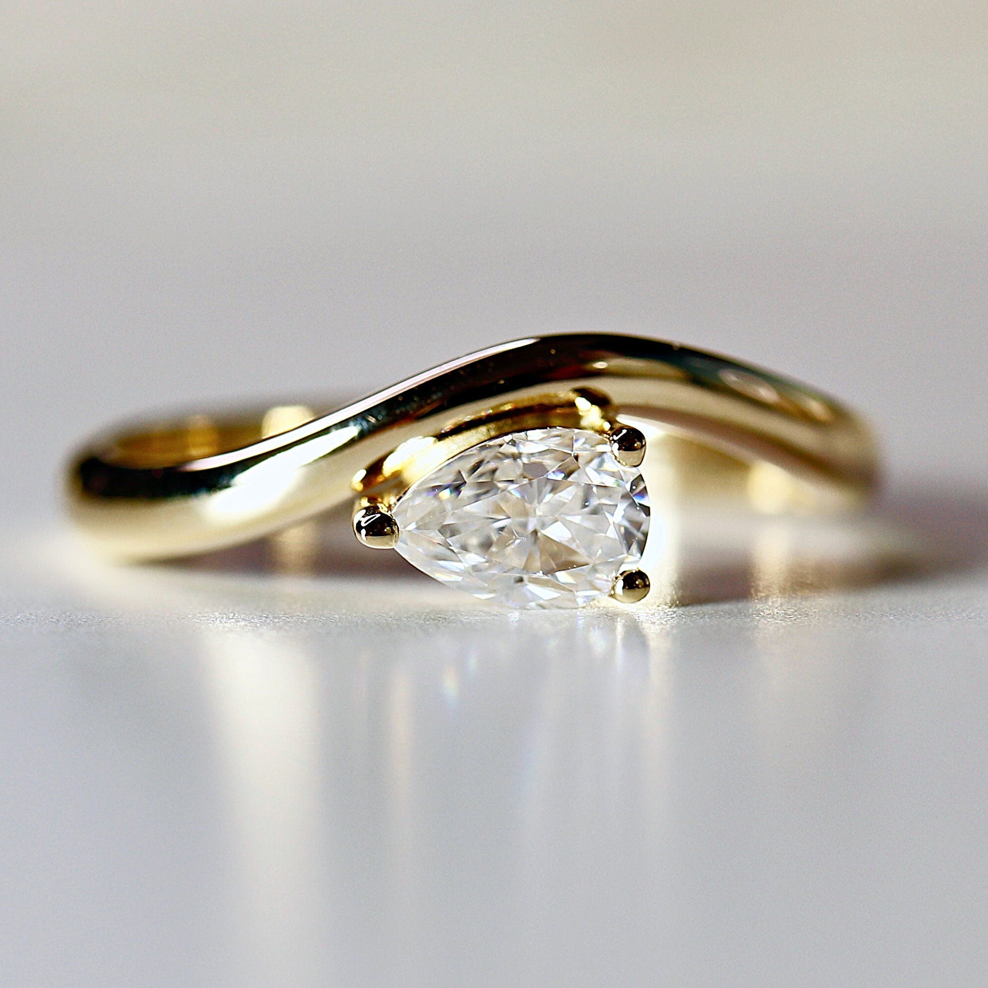East West Pear Moissanite Ring 14k Gold, LIL JASMINE - Melt'm Jewelry