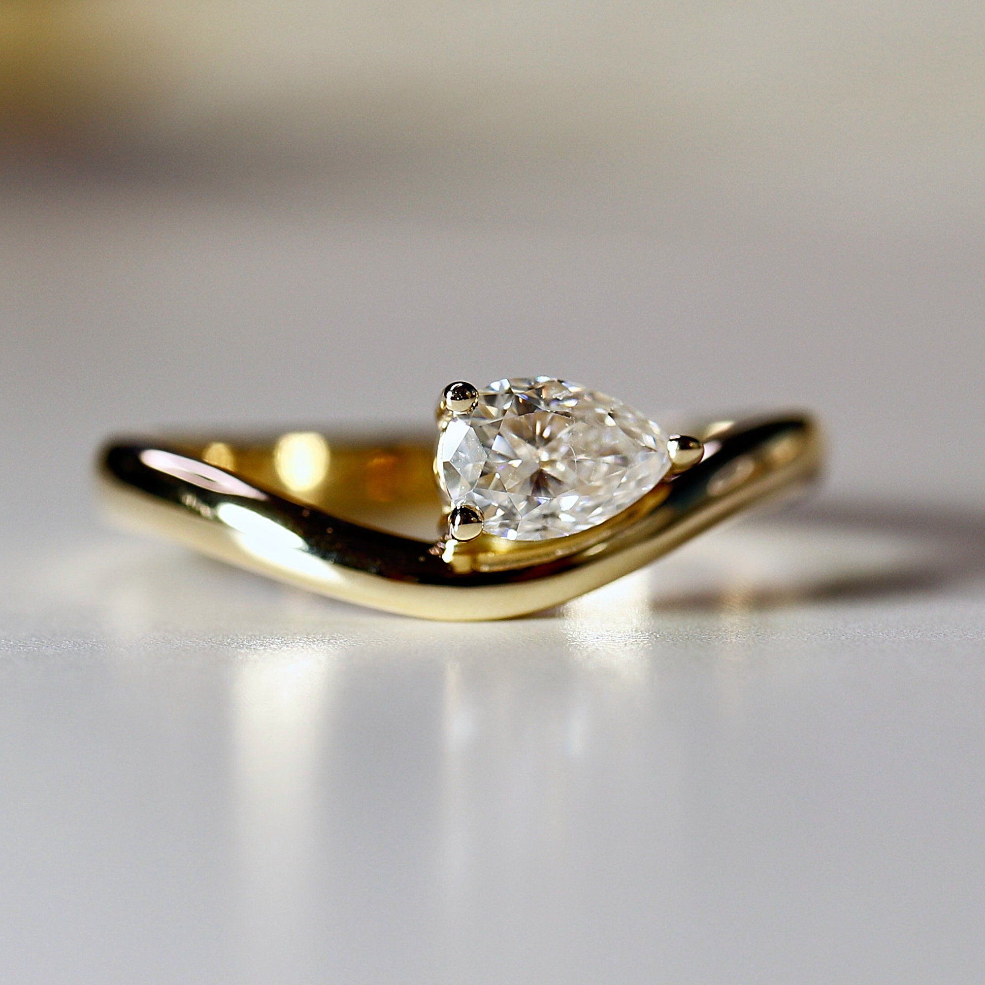 East West Pear Moissanite Ring 14k Gold, LIL JASMINE - Melt'm Jewelry