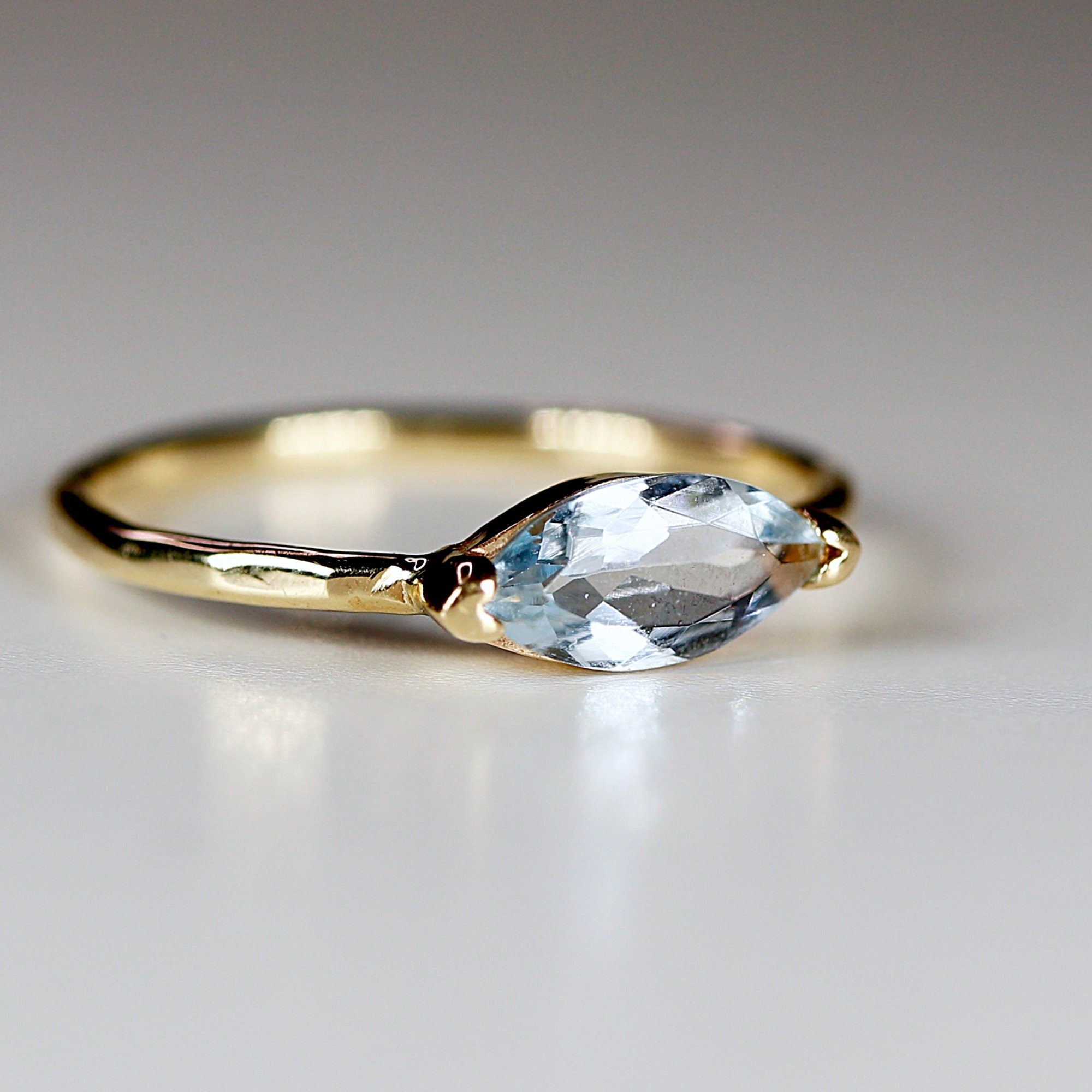 Marquise Aquamarine Ring, 14k Gold Aquamarine Engagement Ring - Melt'm Jewelry