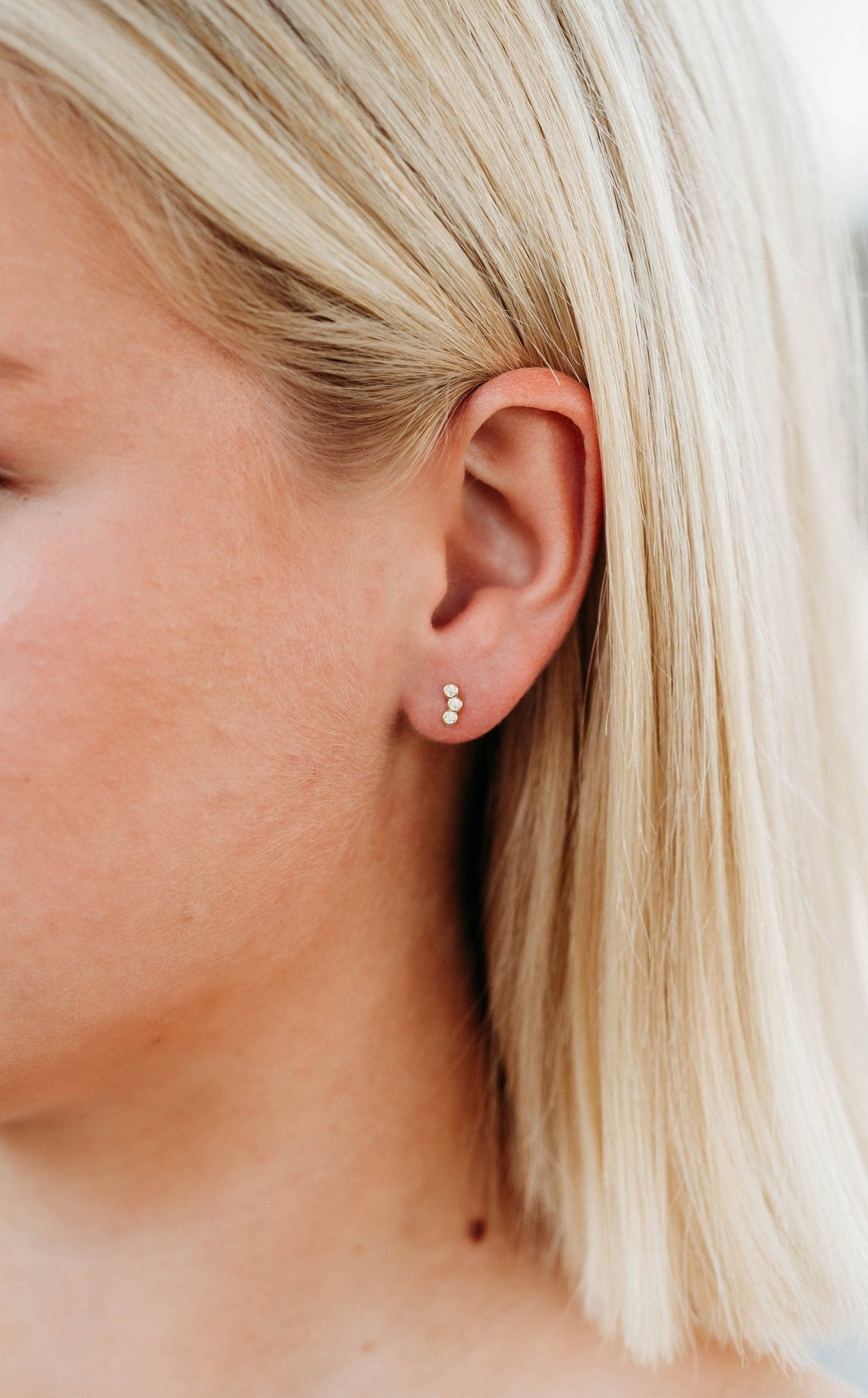 14k Gold 3 Stone Bezel Set CZ Cubic Zirconia Cluster Earrings - Melt'm Jewelry