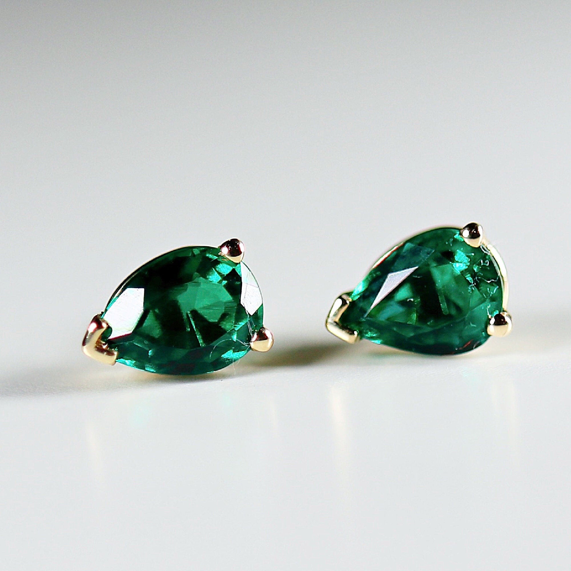 Genuine Pear Emerald Earrings 14k Gold - Melt'm Jewelry