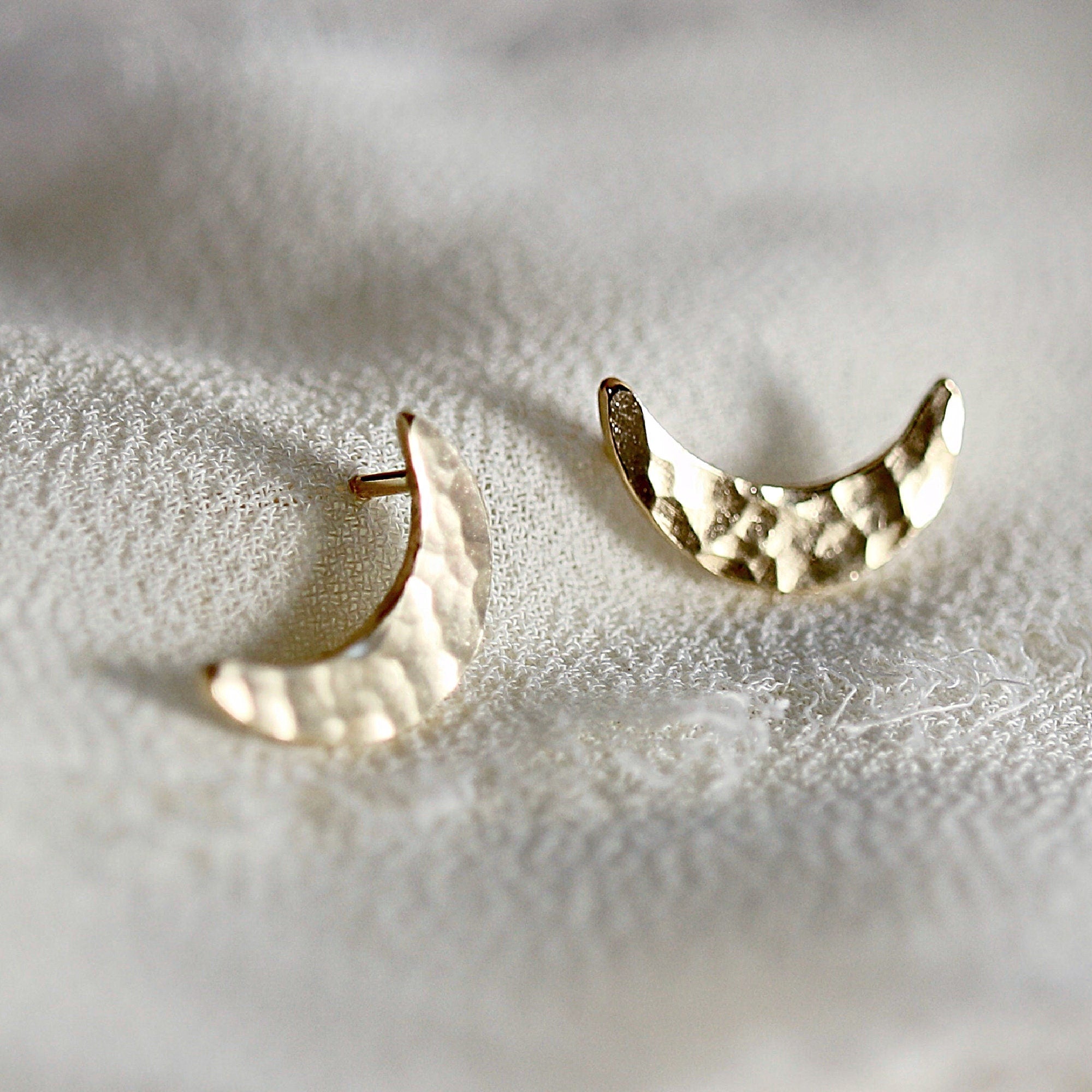 14k Solid Gold Crescent Moon Earrings, Moon Stud Earrings - Melt'm Jewelry