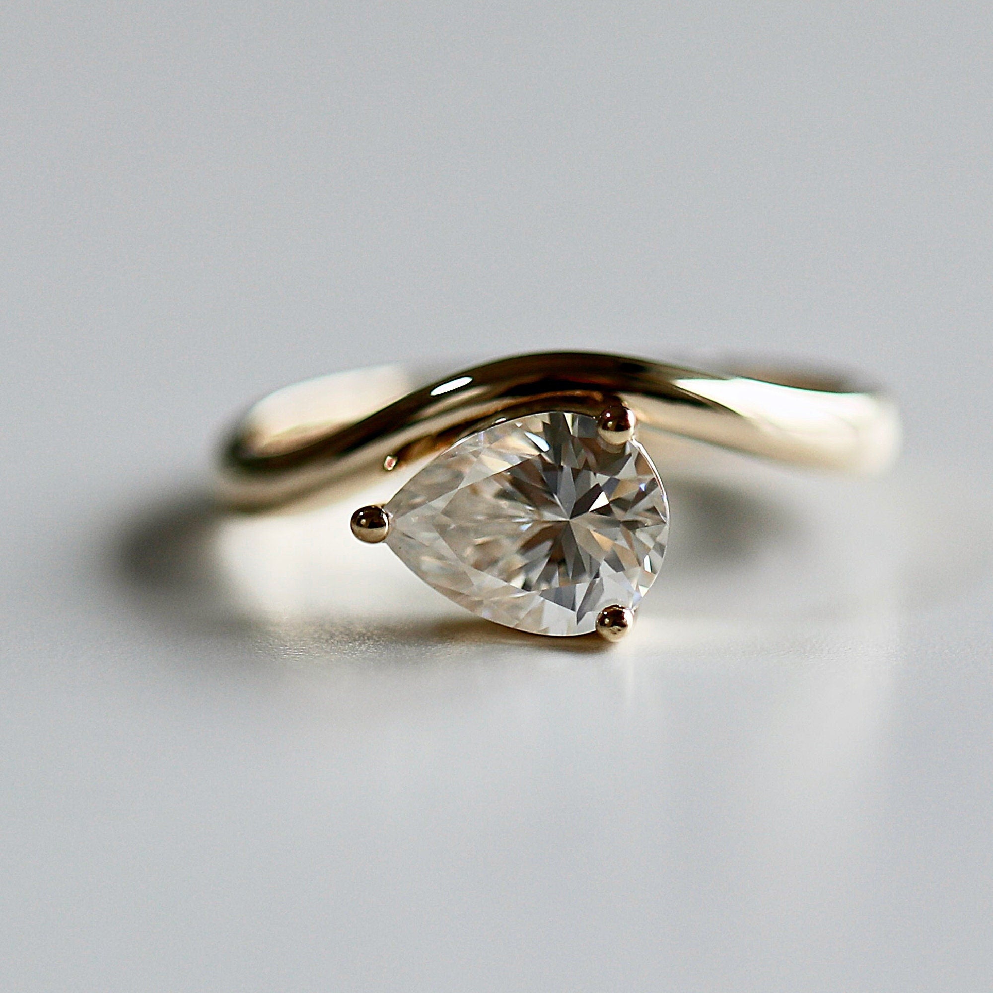 Pear Moissanite Monolith Ring 14k Gold, JASMINE 1 Ct. Pear Moissanite Engagement Ring - Melt'm Jewelry