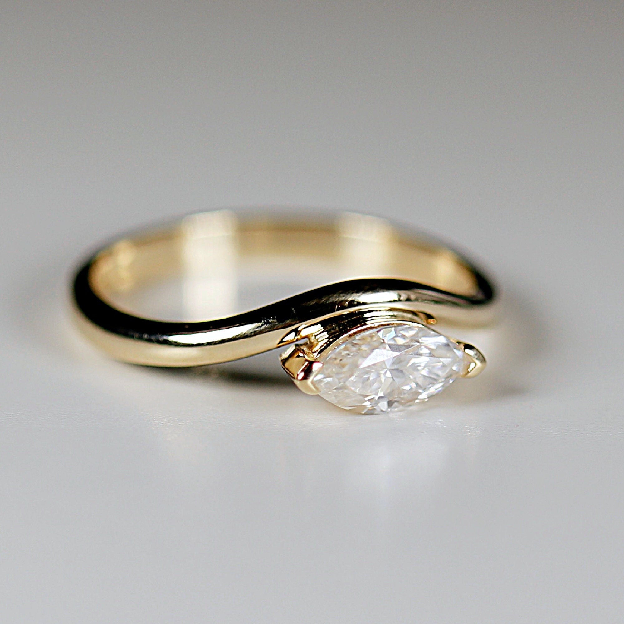 Marquise Moissanite Wavy Band Ring 14k Gold, LILY Minimalist Engagement Ring - Melt'm Jewelry