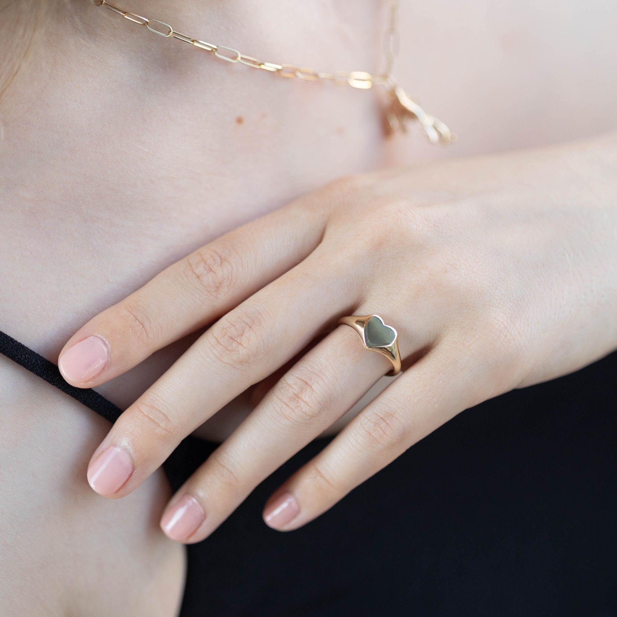14k Solid Gold Heart Signet Ring For Women, Monogrammed Personalized Heart Ring - Melt'm Jewelry