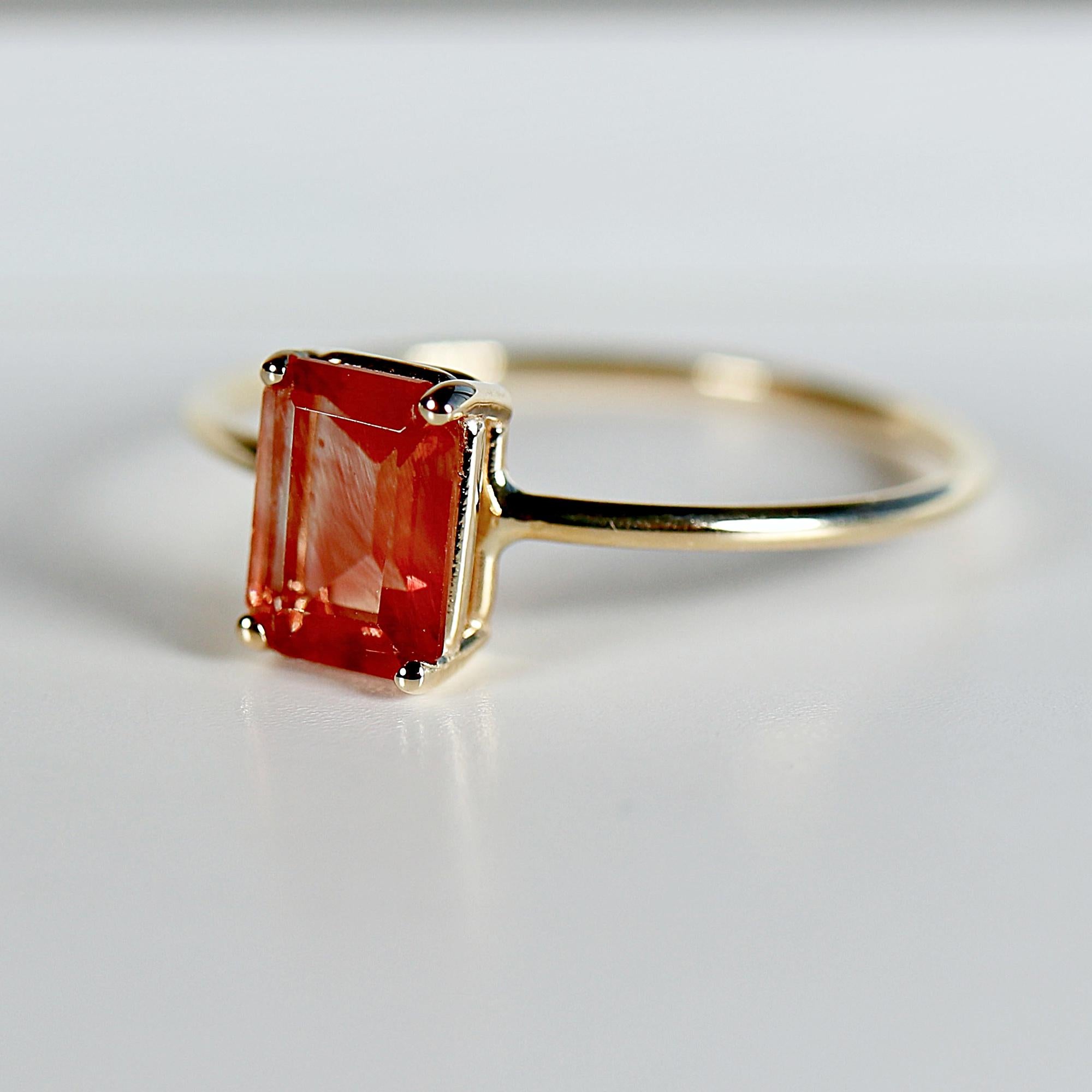 Solitaire Sunstone Ring 14k Solid Gold