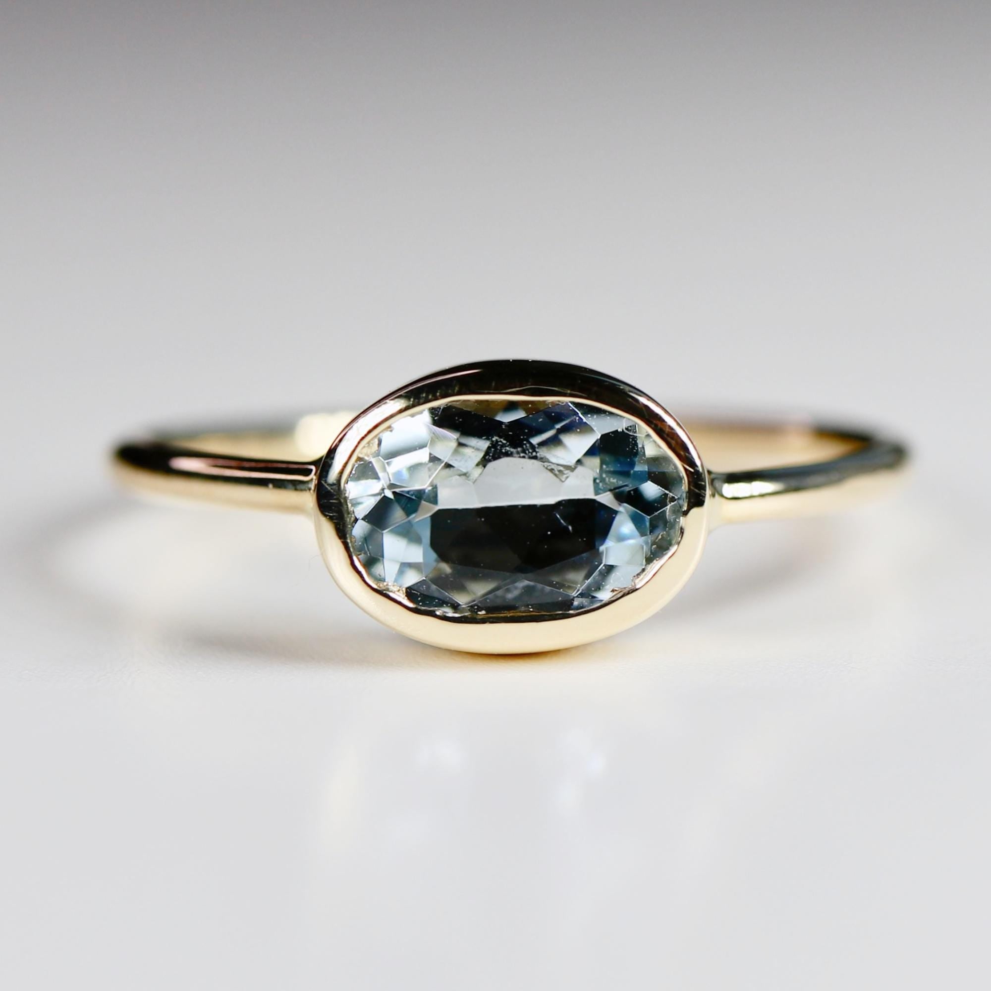 East West Aquamarine Ring 14k Solid Gold - Melt'm Jewelry