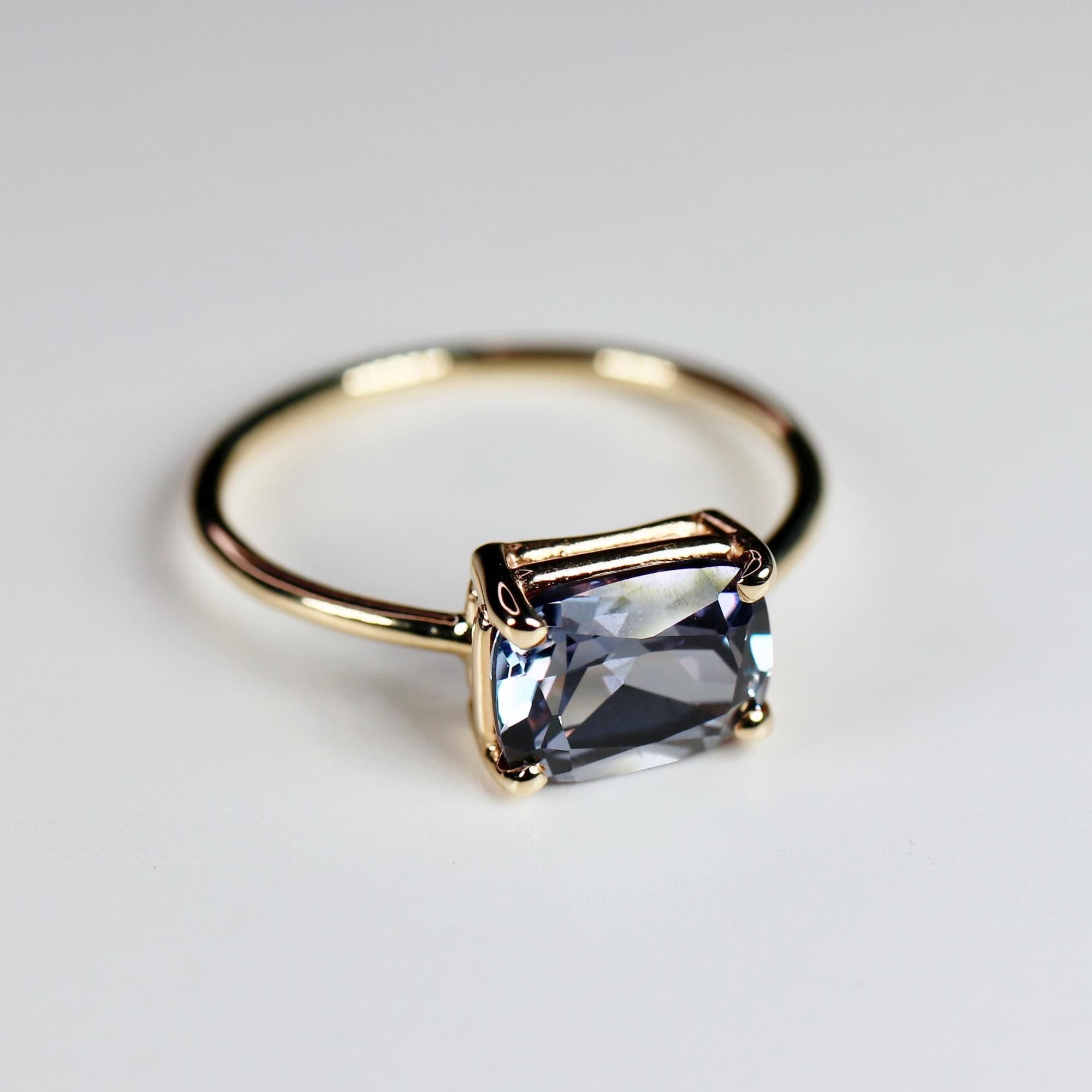 Sapphire Solitaire Ring 14k Gold - Melt'm Jewelry