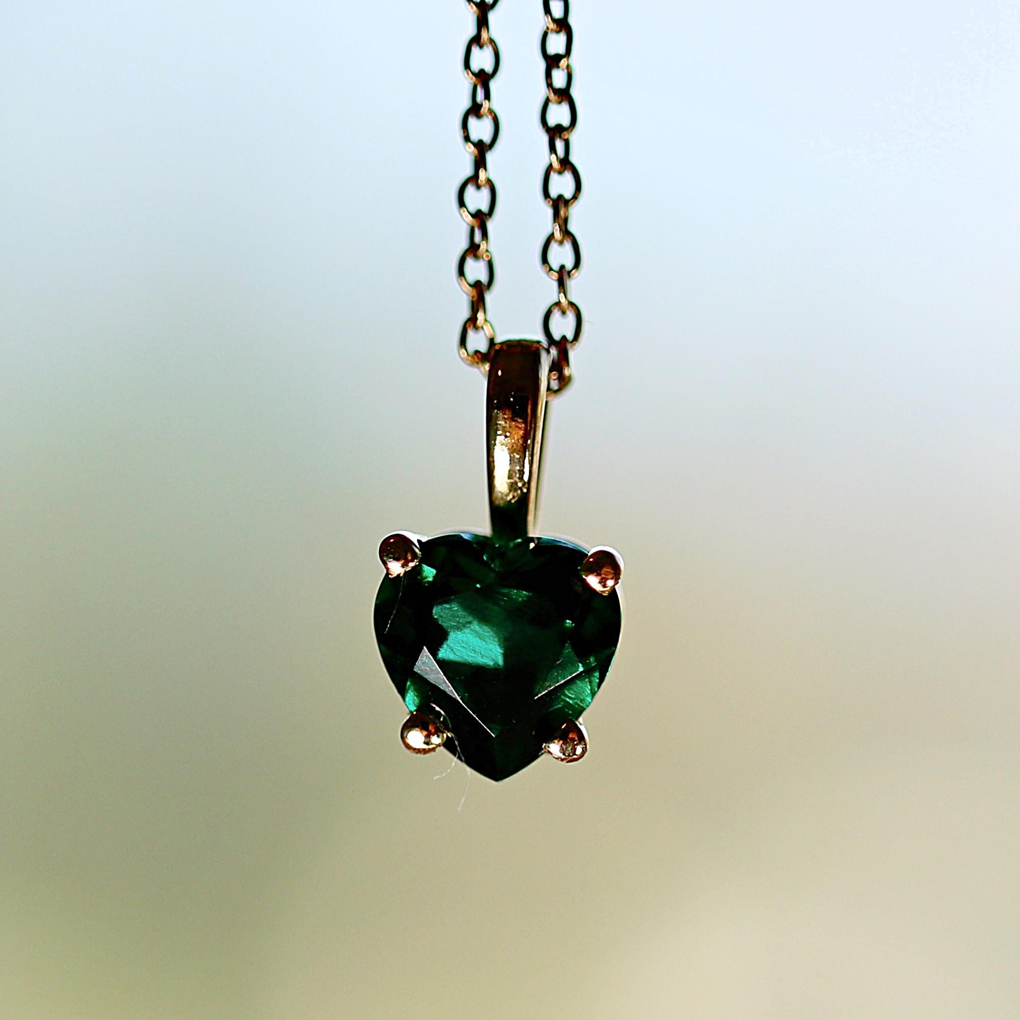 Emerald Necklace 14k Solid Gold, Minimalist Heart Emerald Necklace