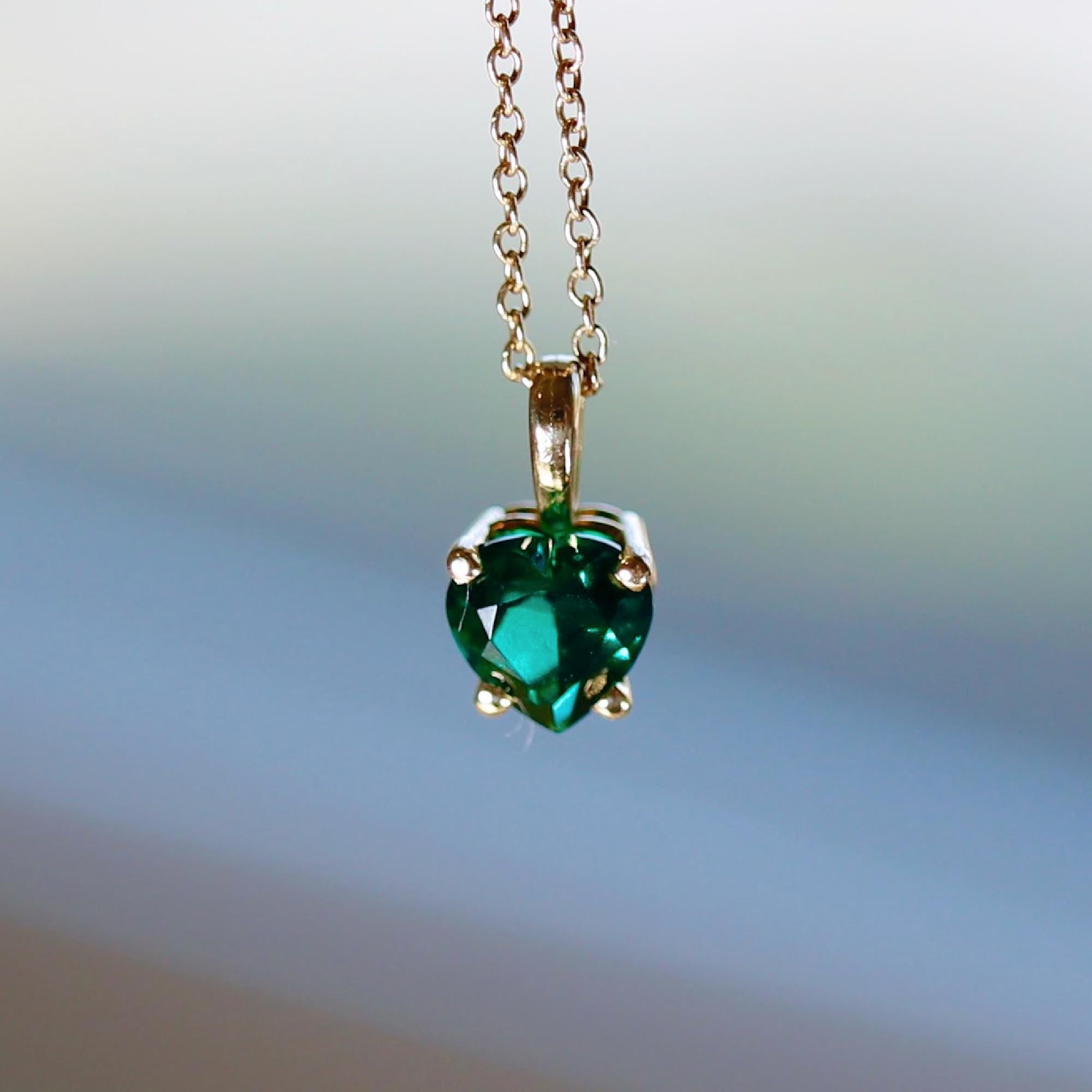 Emerald Necklace 14k Solid Gold, Minimalist Heart Emerald Necklace, Emerald Pendant, Love Necklace, Gemstone Necklace, Christmas Gift