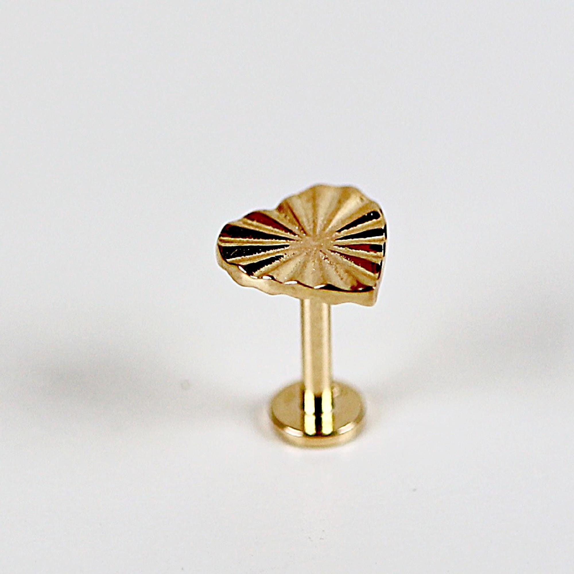 Fluted Heart Flat Back Cartilage Earrings 14k Solid Gold - Melt'm Jewelry