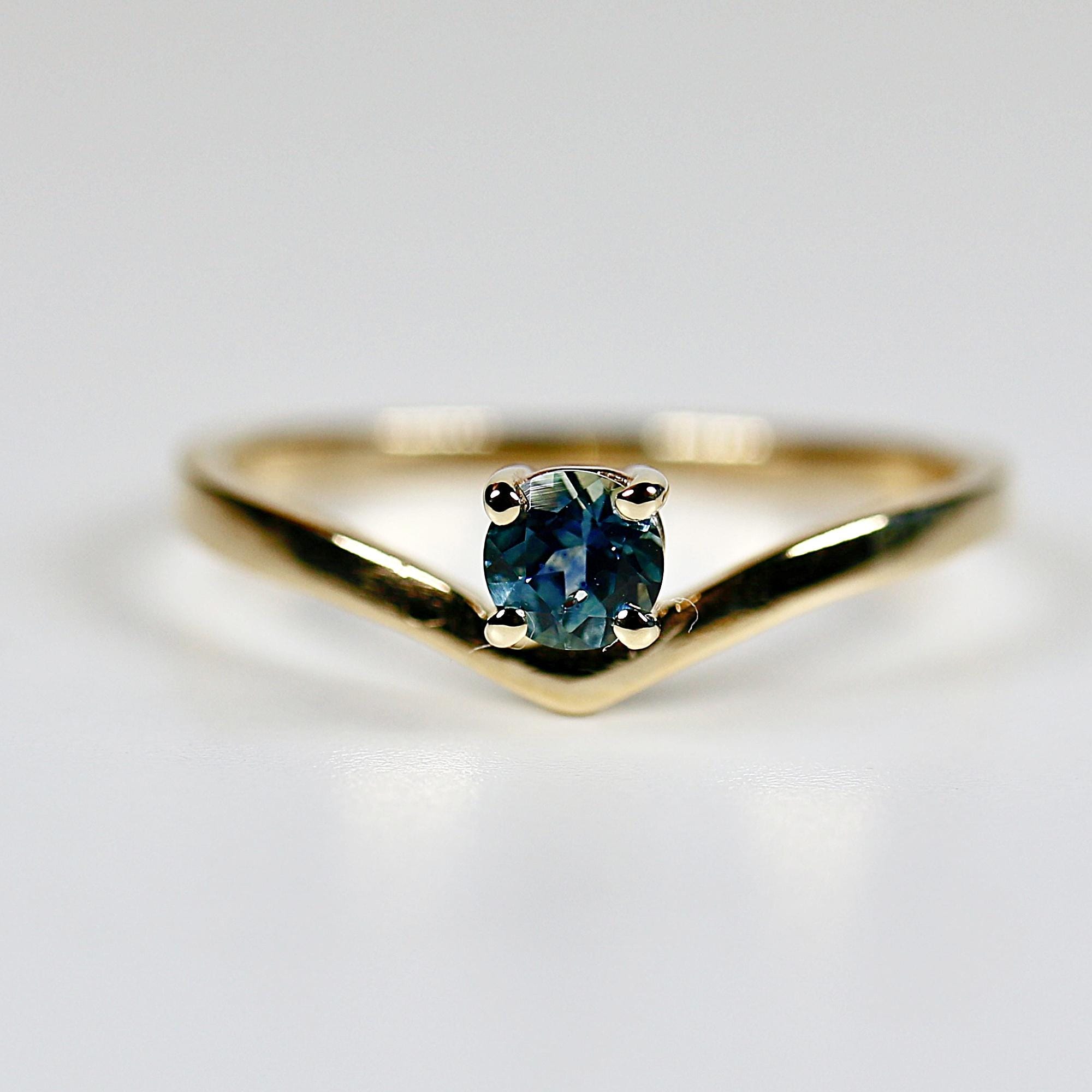 Montana Sapphire V Shaped Ring 14k White Gold - Melt'm Jewelry