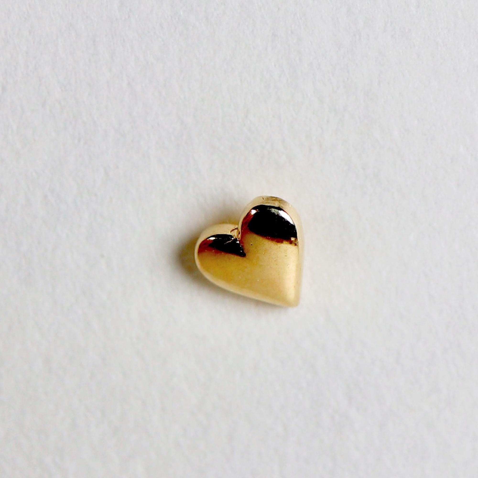 Heart Cartilage Earrings, 14k Solid Gold Earrings, Internally Threaded Flat Back Earrings, Heart Piercing Studs, Tragus Valentine&#39;s Gift