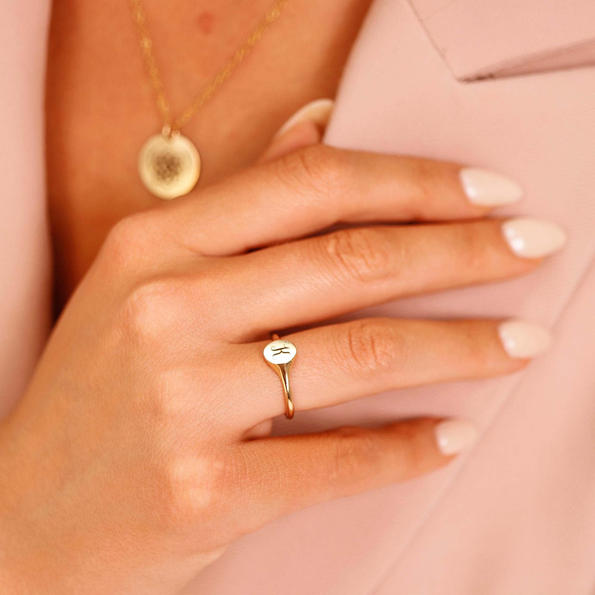 Small Oval Signet Ring 14k Solid Gold, Monogram Custom Signet Ring - Melt'm Jewelry