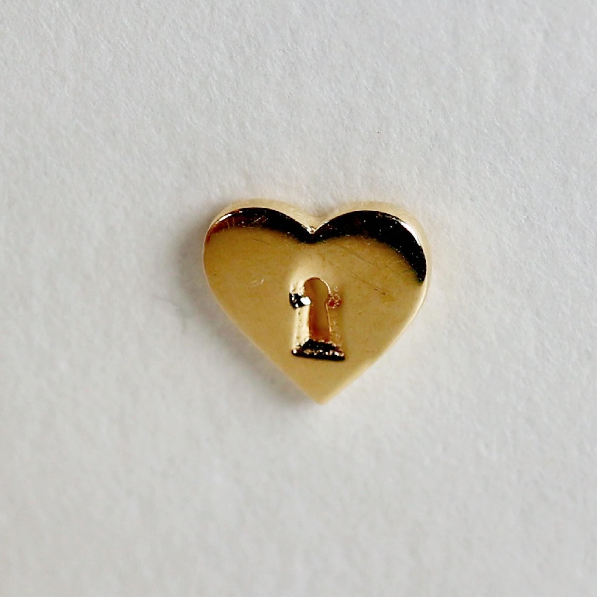 Padlock Heart Flat Back Cartilage Earrings 14k Solid Gold Internally Threaded Flat Back Earrings, Heart Studs, Tragus Valentine&#39;s Gift