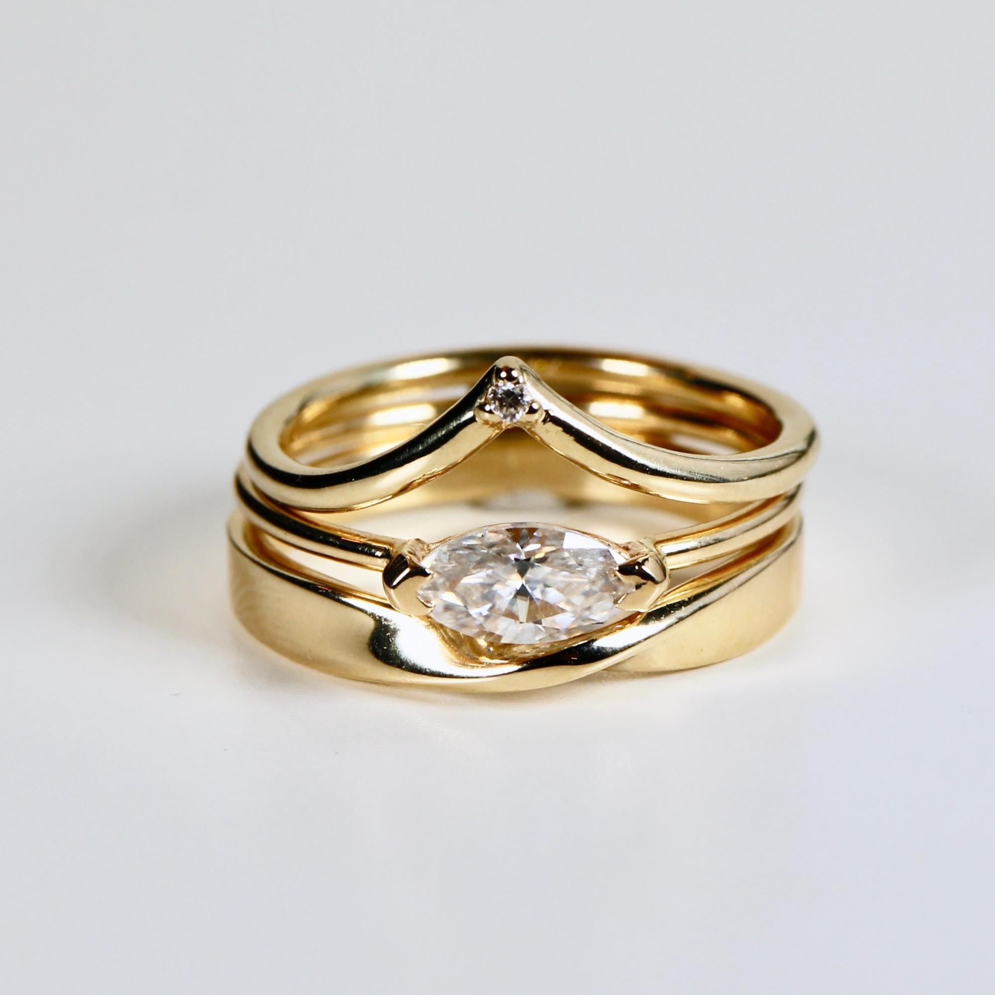 14k Solid Gold Dainty V Diamond Wedding Band