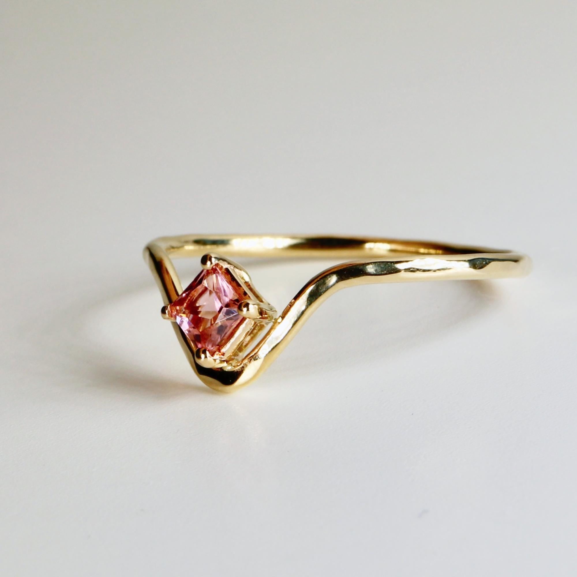 Princess Cut Pink Tourmaline Ring V Band in 14k Gold - Melt'm Jewelry