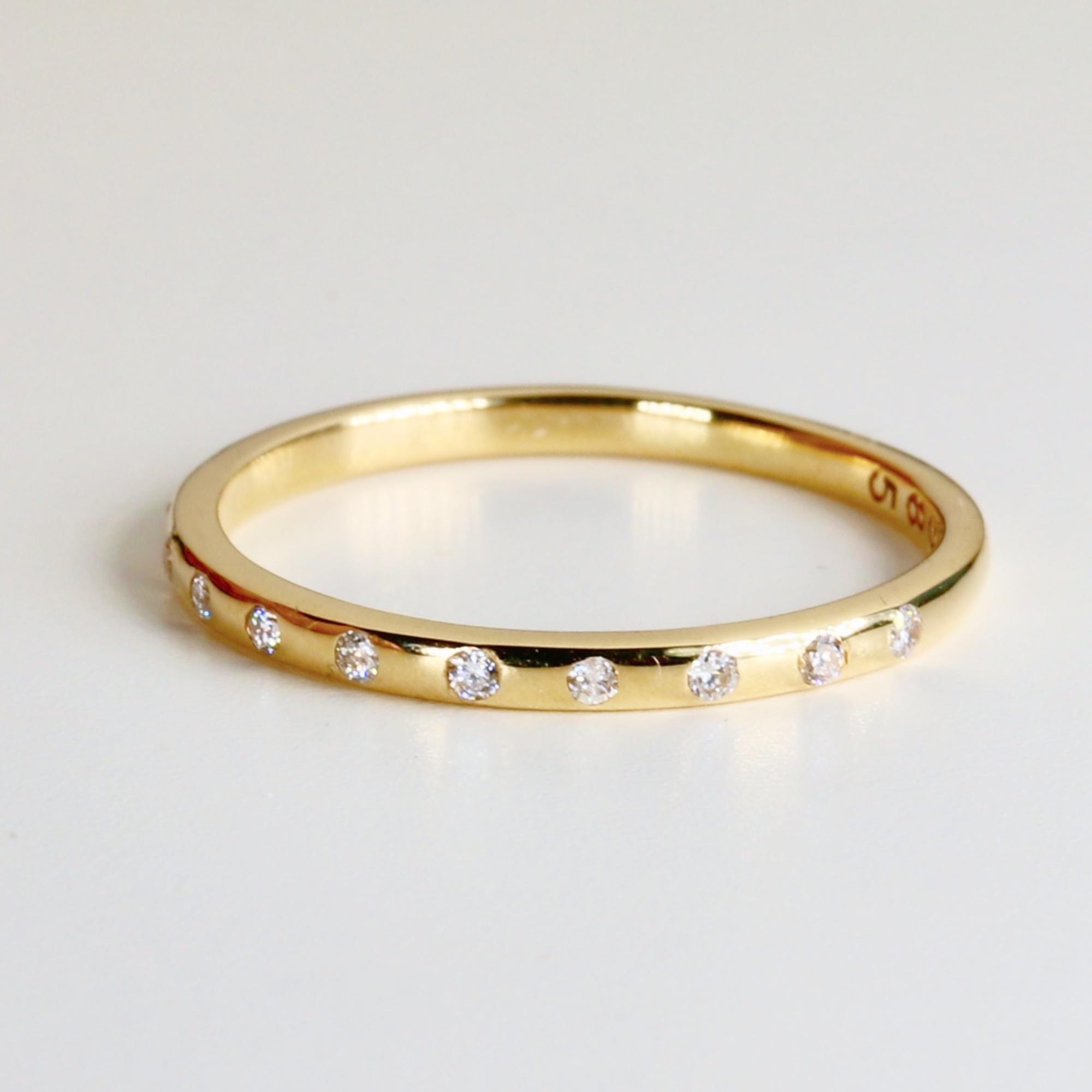 Flush Set Diamond Wedding Band - 1.5 mm - Melt'm Jewelry