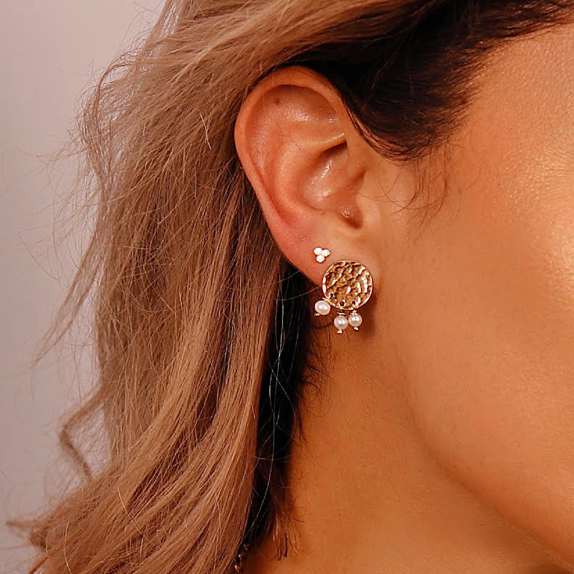 Modern Bridal Pearl Stud Earrings - Melt'm Jewelry