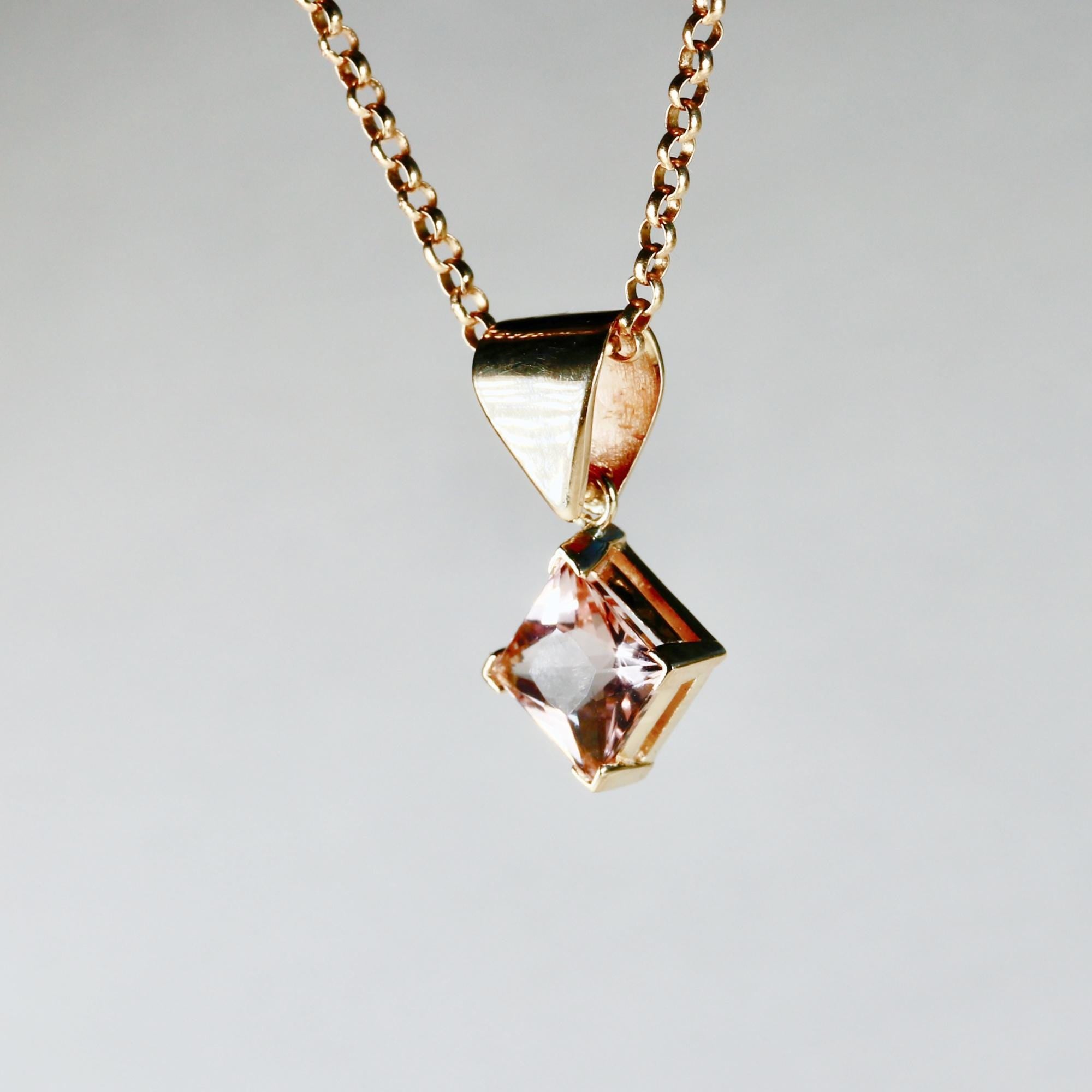 Blush Princess Morganite Necklace 14k Solid Gold, Morganite Pendant Necklace, Bridal Necklace, Gift for New Mom