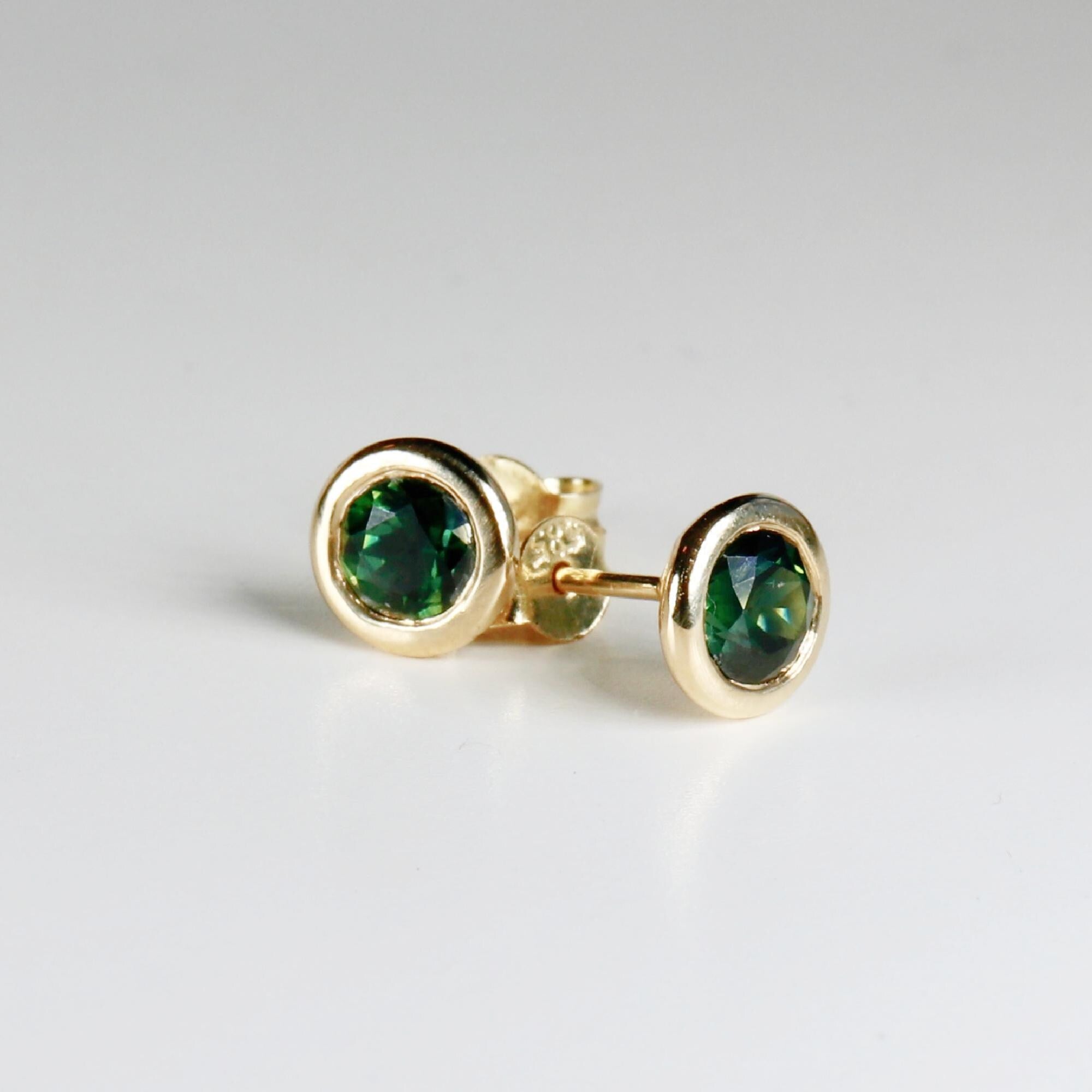 Green Sapphire Martini Bezel Earrings 14k Solid Gold, Bridal Sapphire Studs, Minimalist Wedding Jewelry, Anniversary Gift for Wife