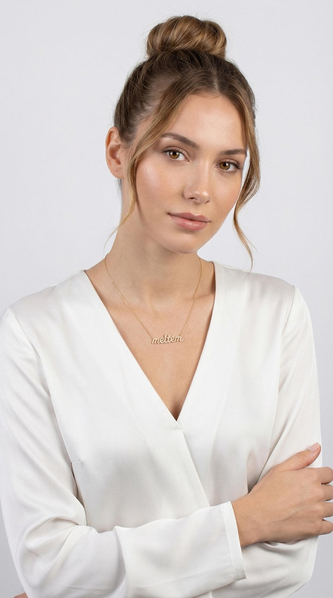 14K Solid Gold Diamond Name Necklace - Custom Personalized Jewelry - Melt'm Jewelry